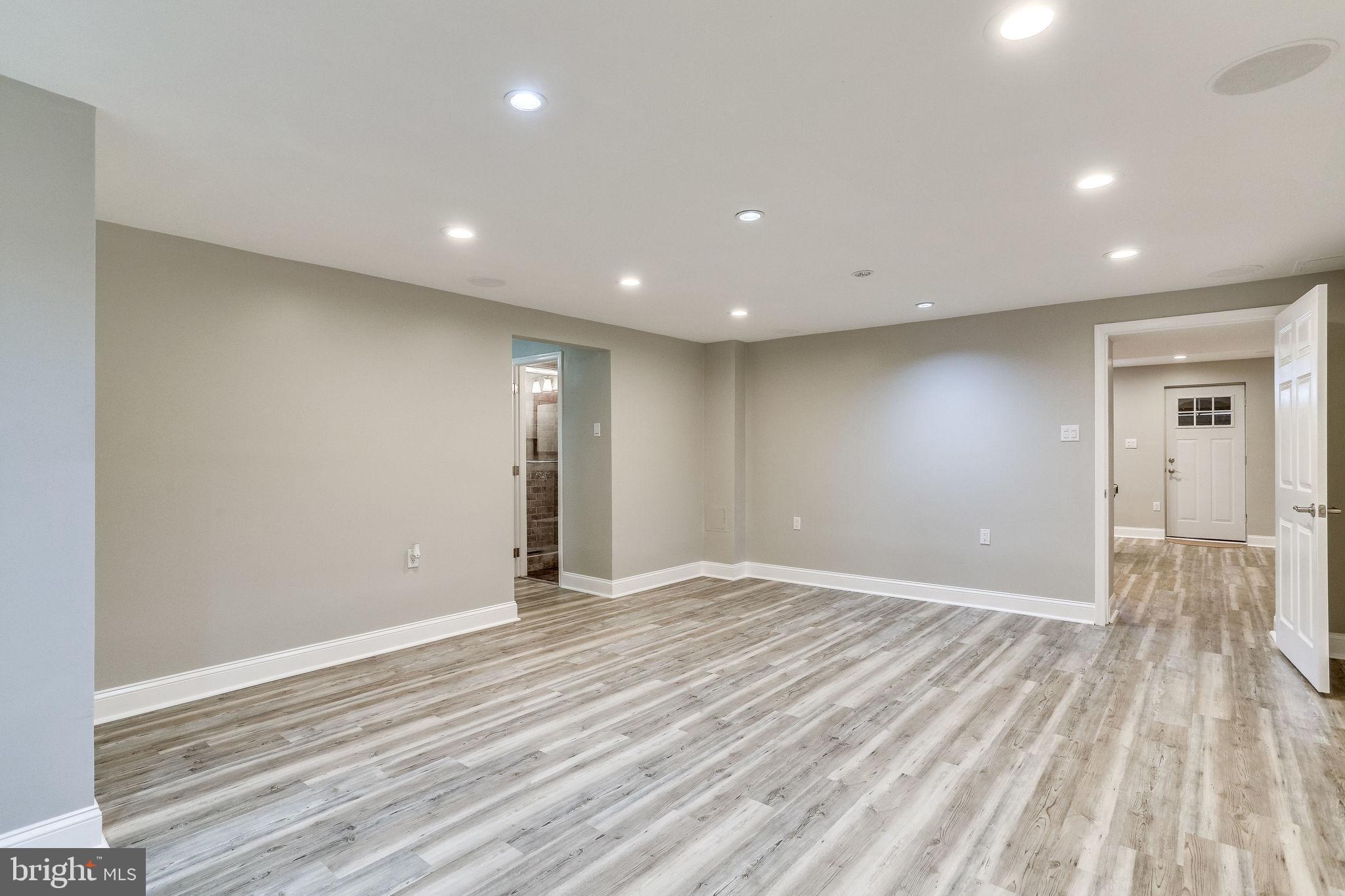 TANTALLON SOUTH - Residential Lease