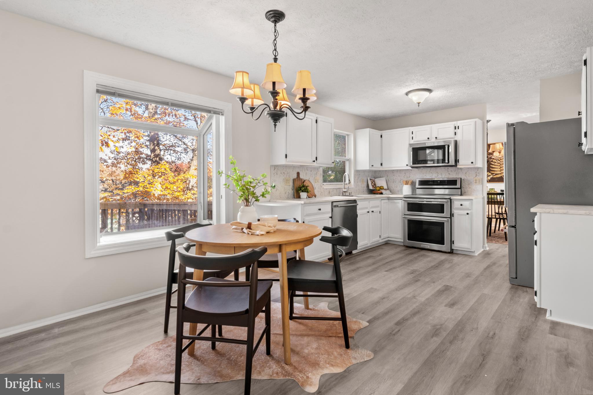 MAYFIELD MANOR - Residential