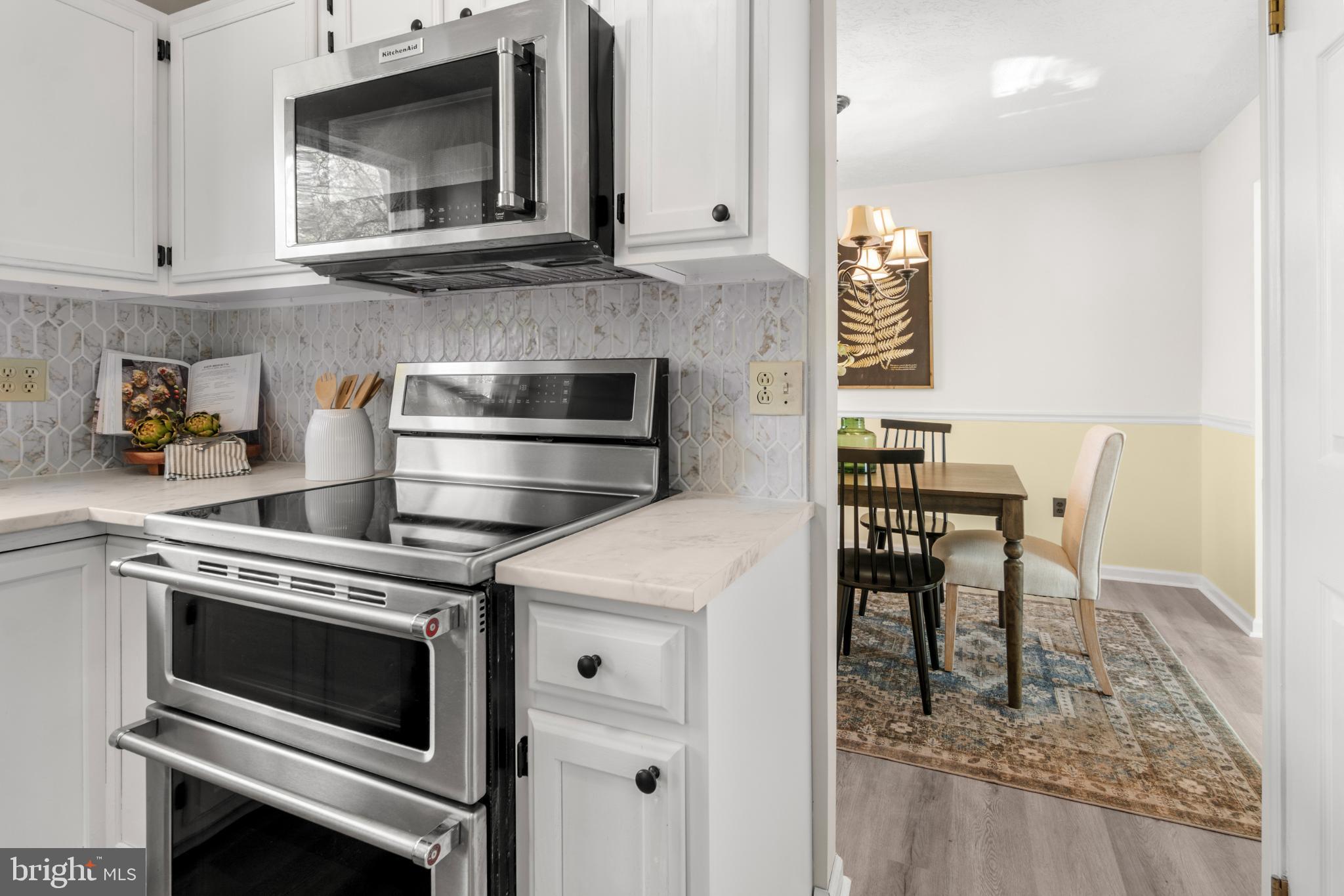 MAYFIELD MANOR - Residential