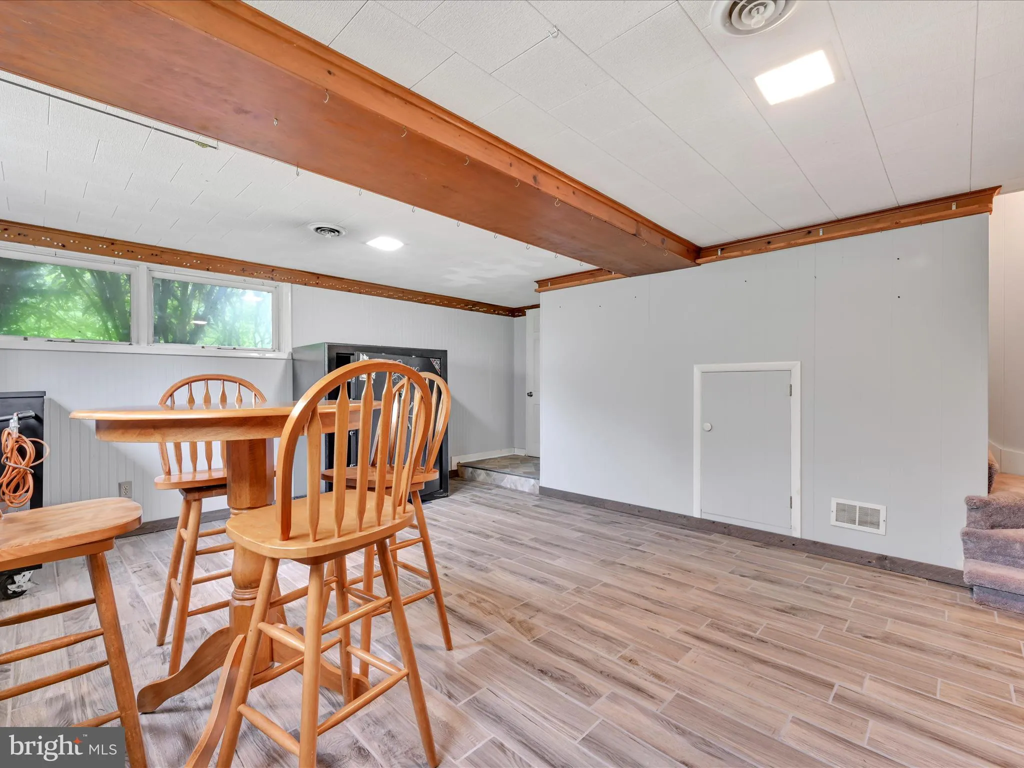 Stevens, Pennsylvania 17578, United States, 4 Bedrooms Bedrooms, ,4 BathroomsBathrooms,Residential,Pending,156113