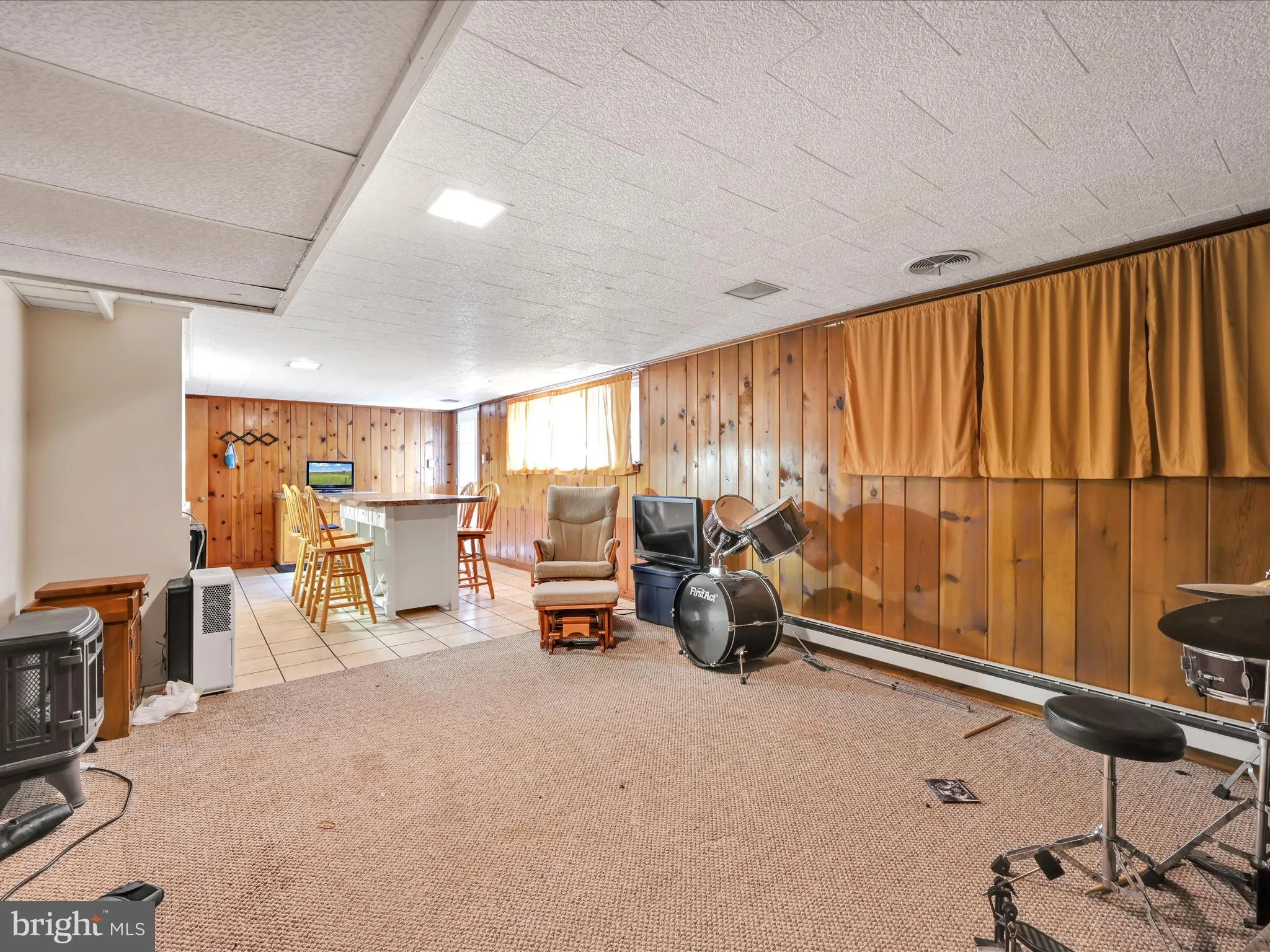 Stevens, Pennsylvania 17578, United States, 4 Bedrooms Bedrooms, ,4 BathroomsBathrooms,Residential,Pending,156113