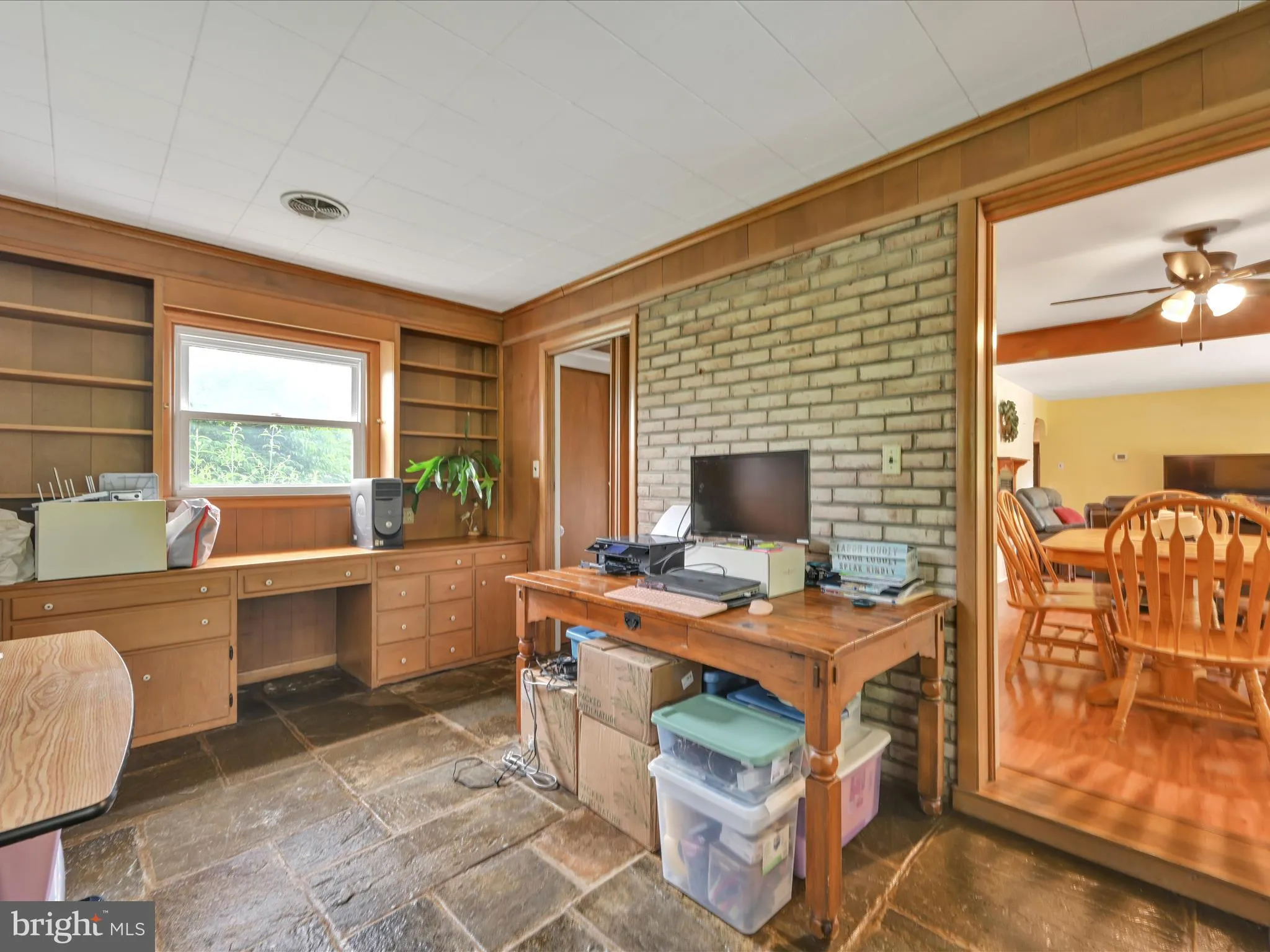 Stevens, Pennsylvania 17578, United States, 4 Bedrooms Bedrooms, ,4 BathroomsBathrooms,Residential,Pending,156113