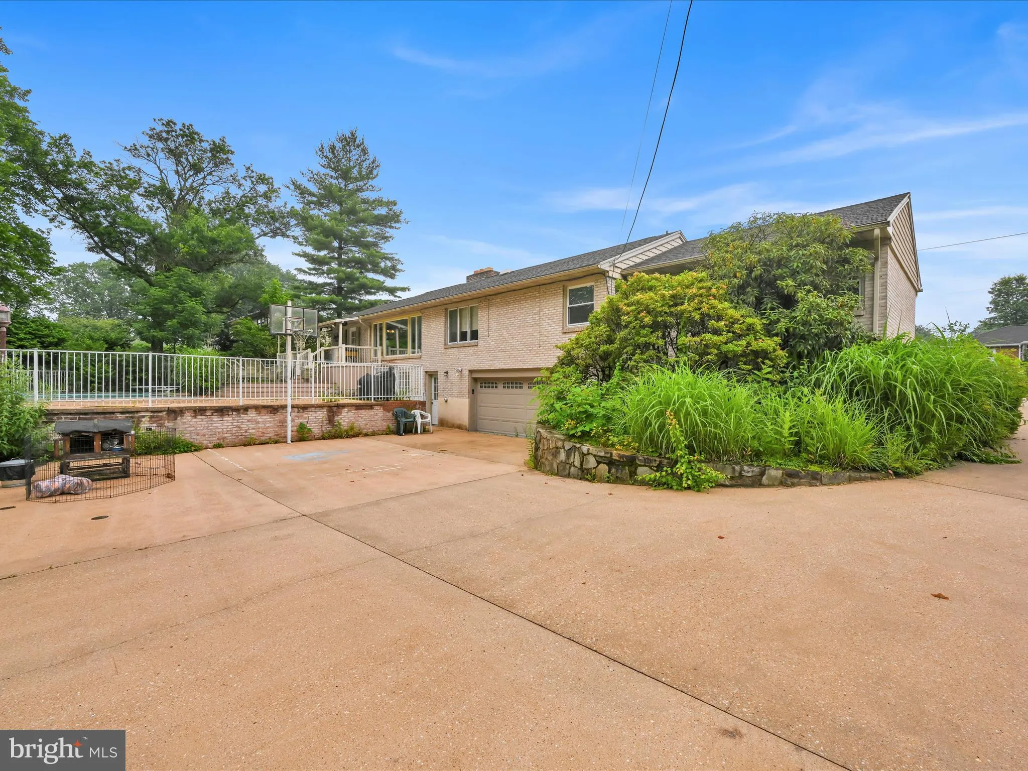 Stevens, Pennsylvania 17578, United States, 4 Bedrooms Bedrooms, ,4 BathroomsBathrooms,Residential,Pending,156113