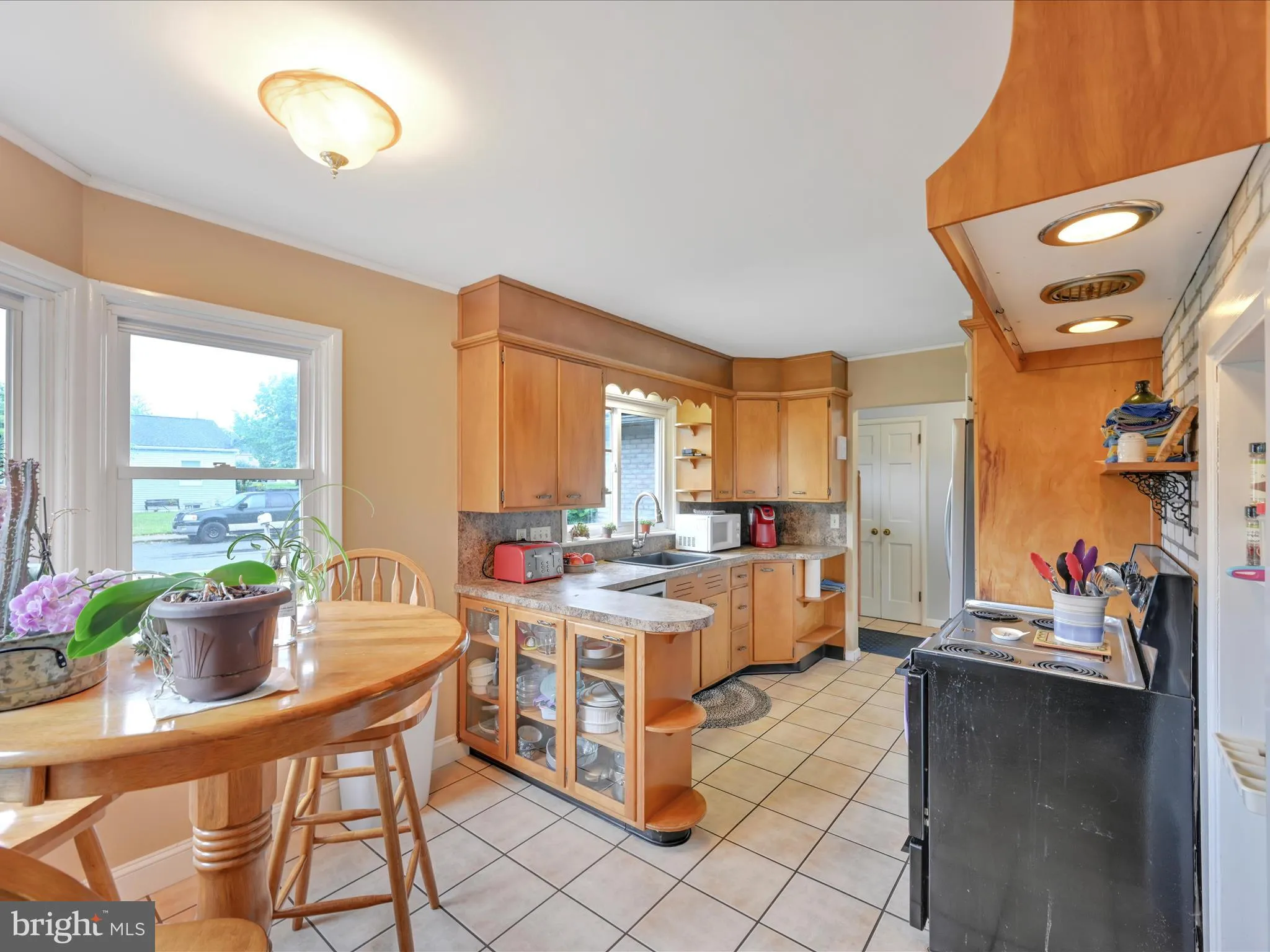 Stevens, Pennsylvania 17578, United States, 4 Bedrooms Bedrooms, ,4 BathroomsBathrooms,Residential,Pending,156113