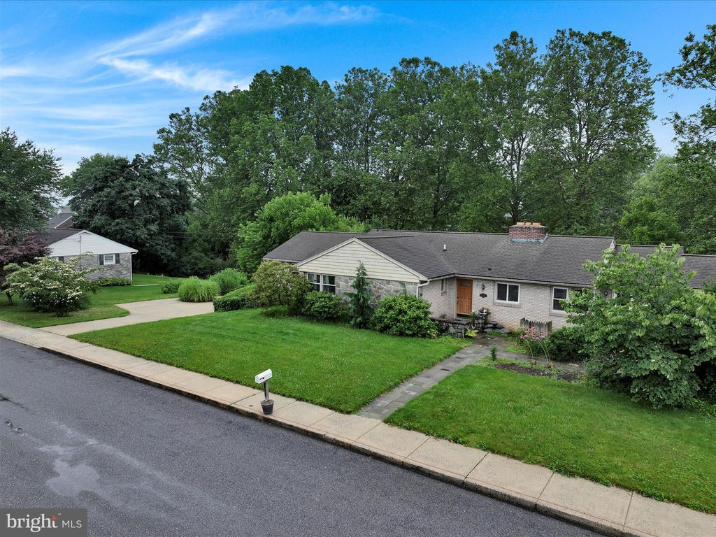 Photo of 24 Keeler Avenue, STEVENS, PA 17578 (MLS # PALA2068722)