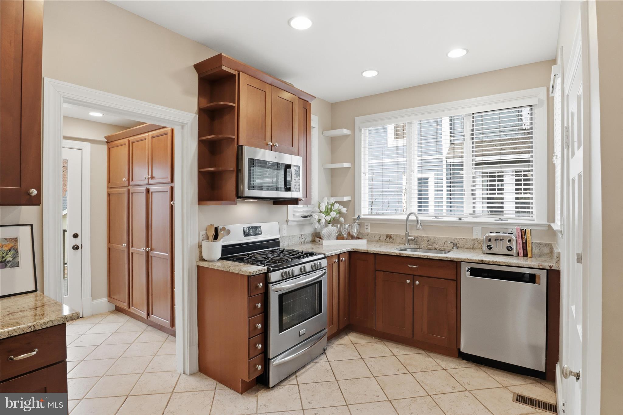 DEL RAY - Residential