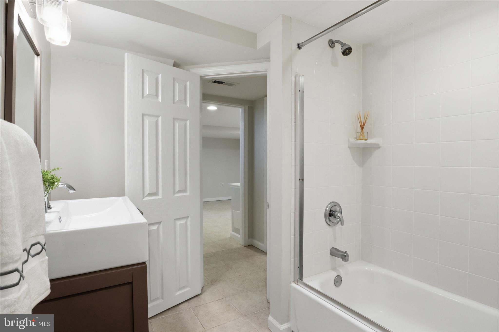 DEL RAY - Residential