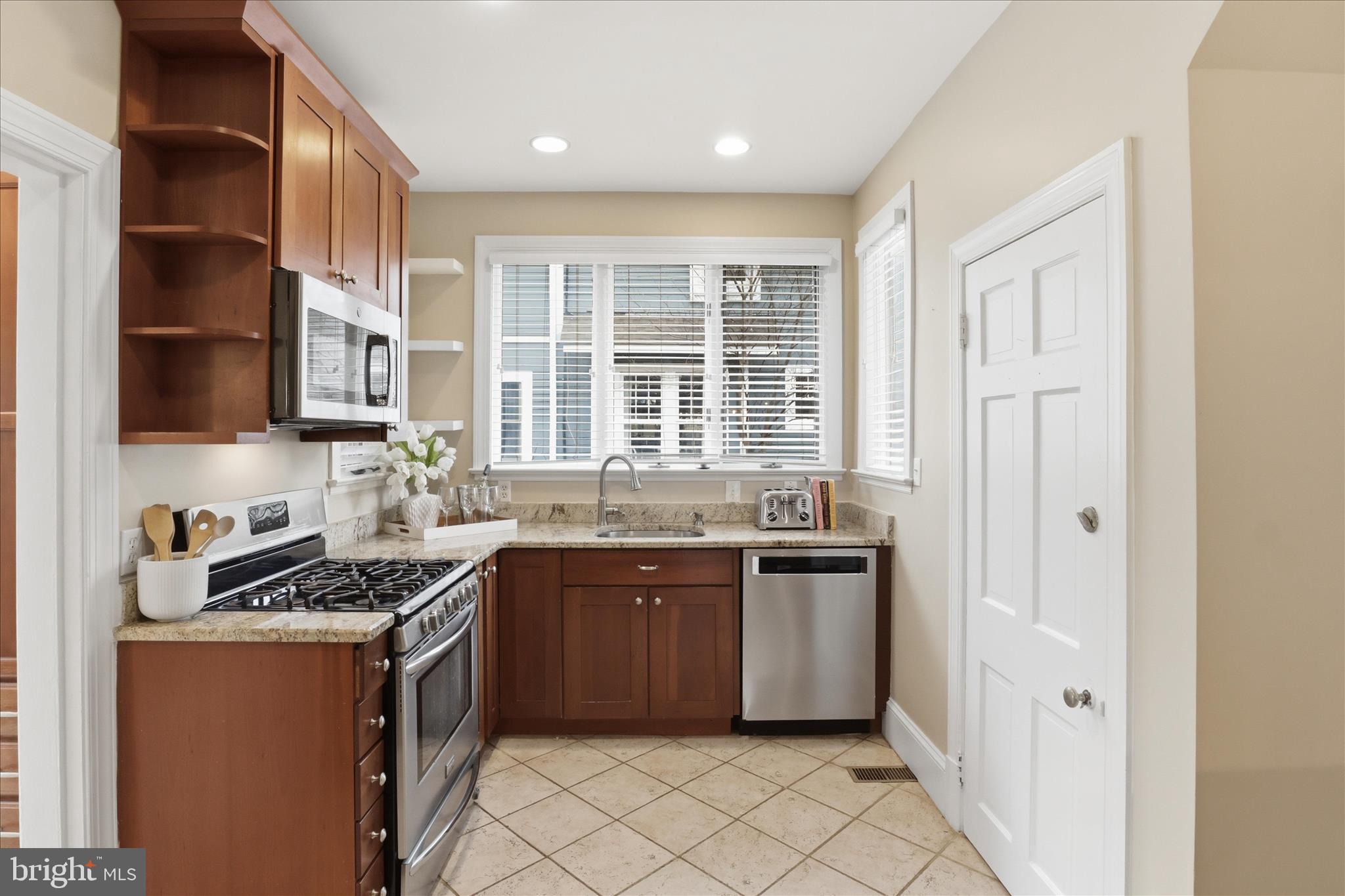 DEL RAY - Residential