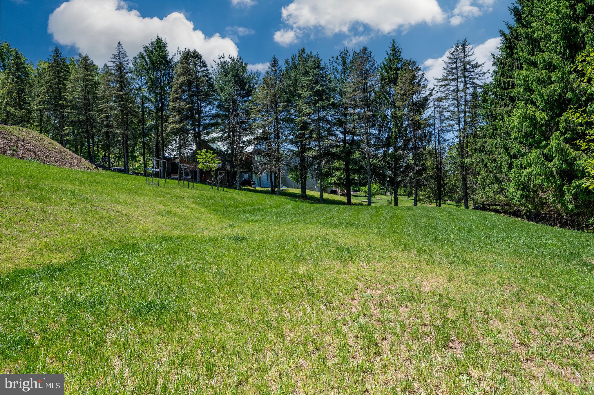 LAKE WYNONAH - Residential