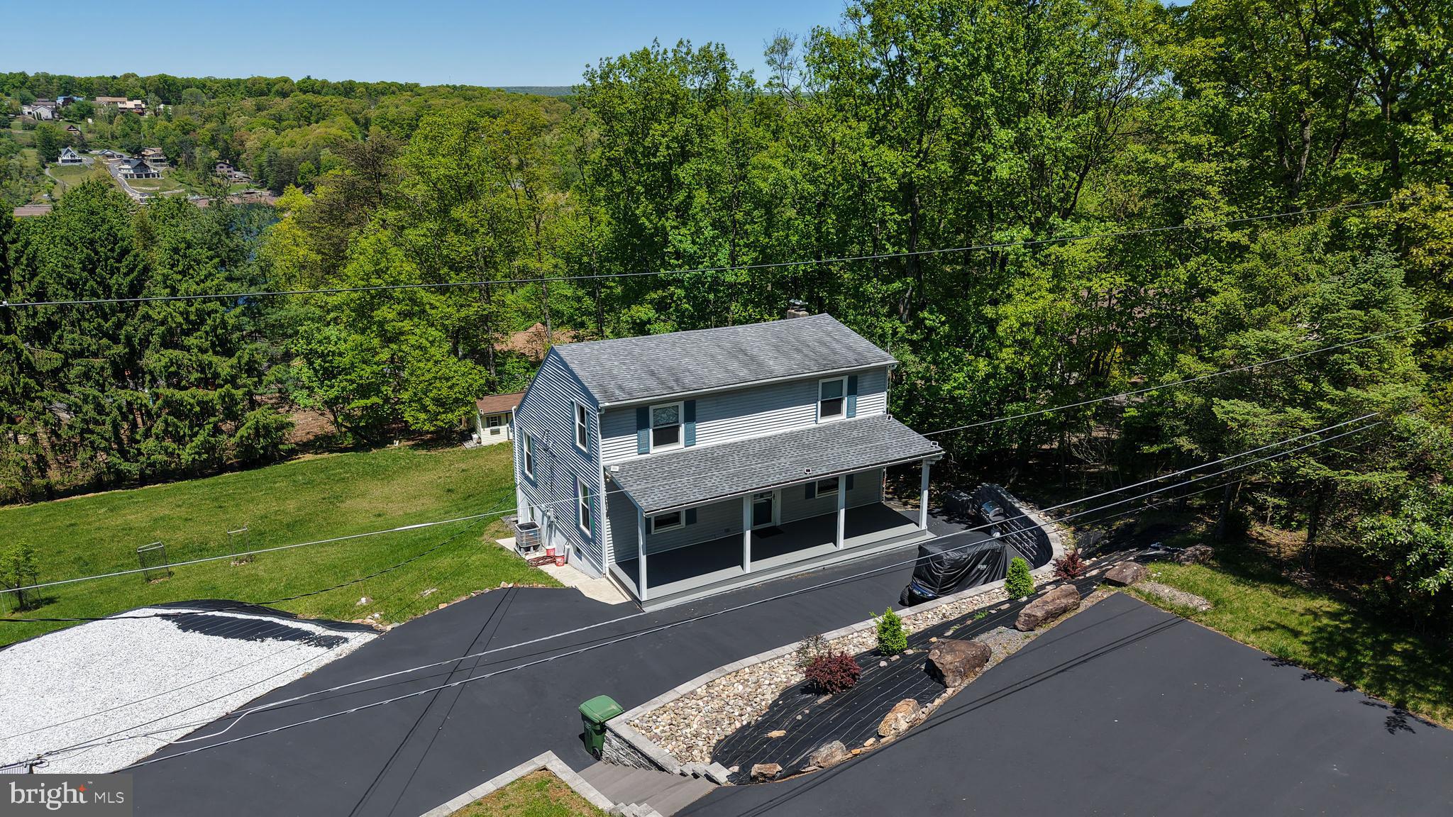 LAKE WYNONAH - Residential