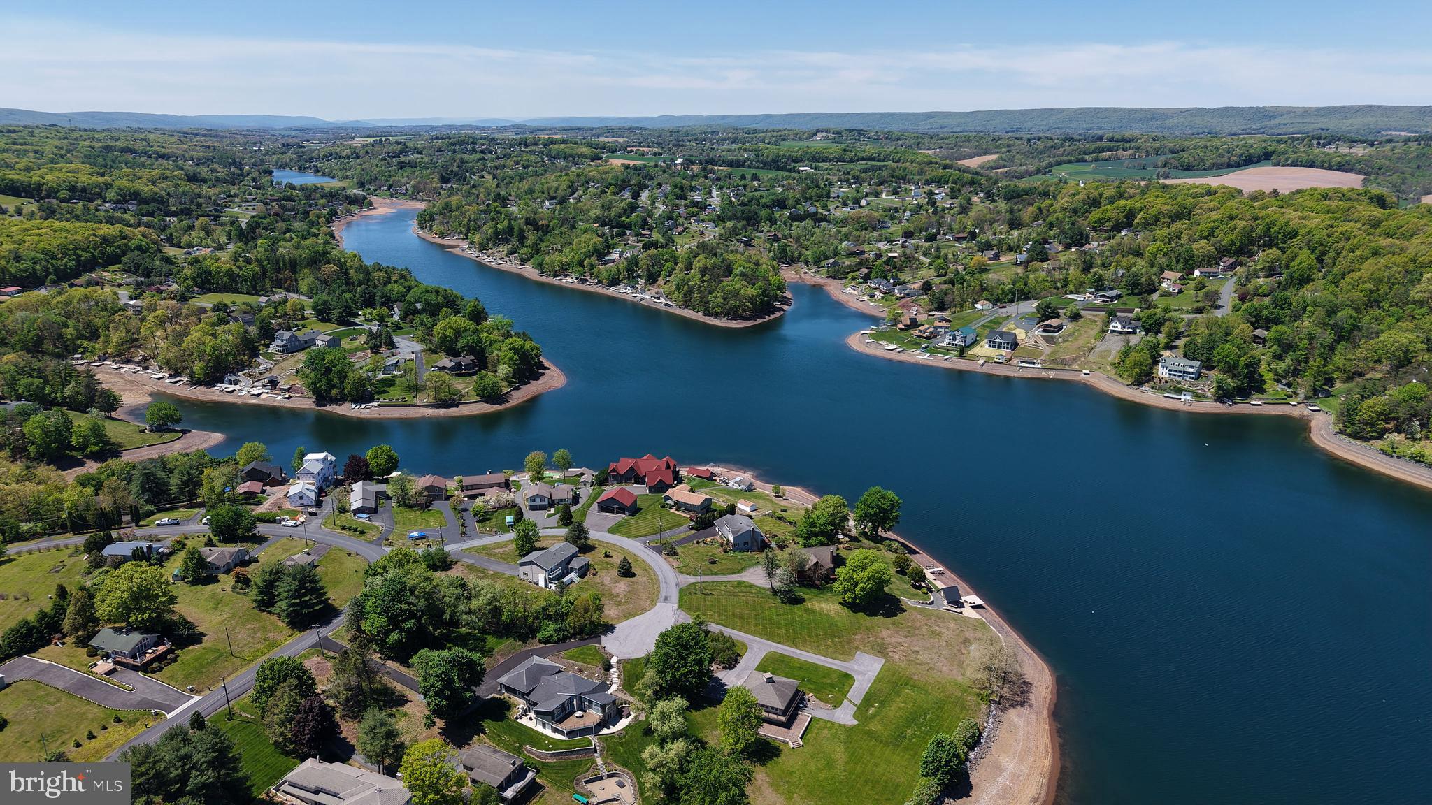 LAKE WYNONAH - Residential
