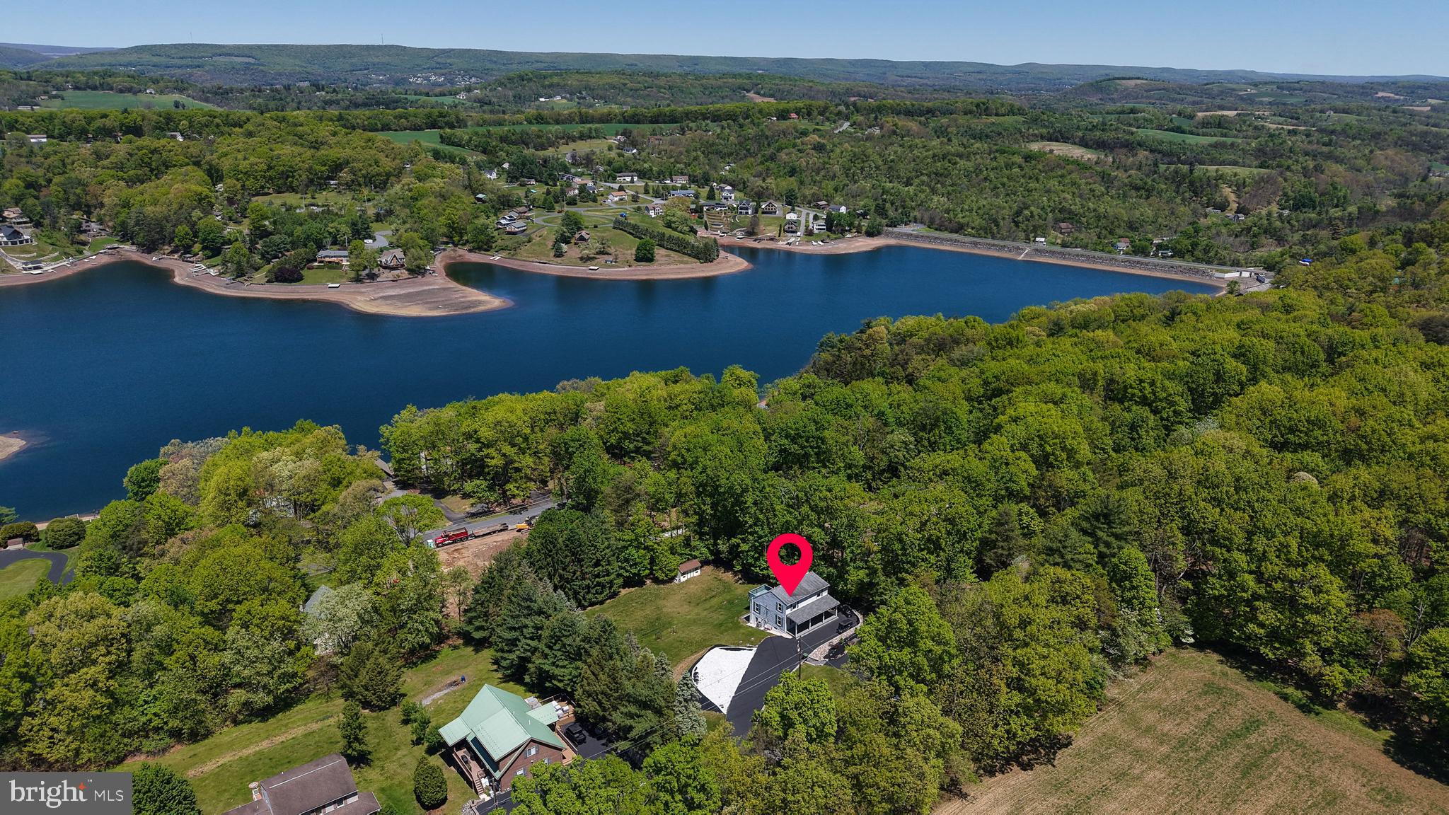 LAKE WYNONAH - Residential