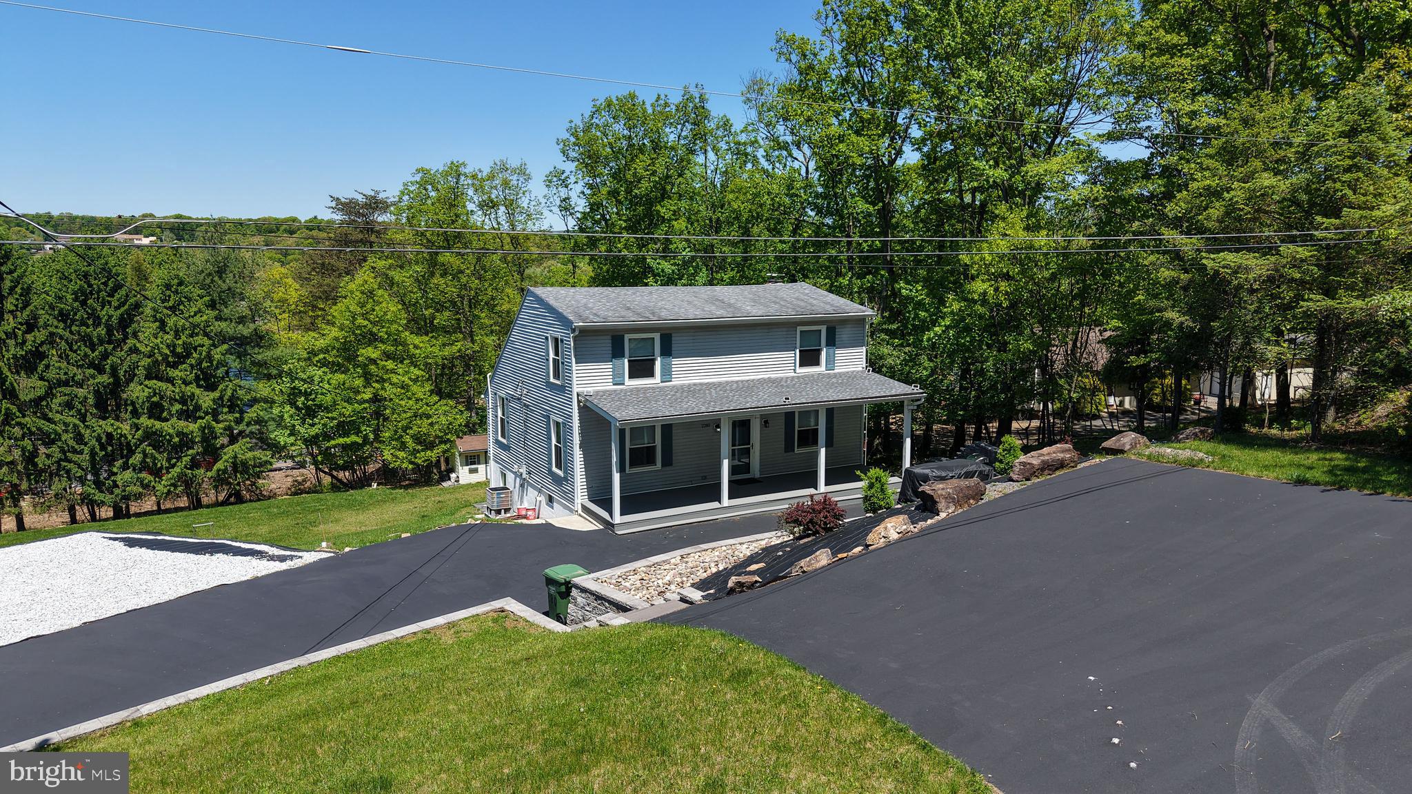 LAKE WYNONAH - Residential