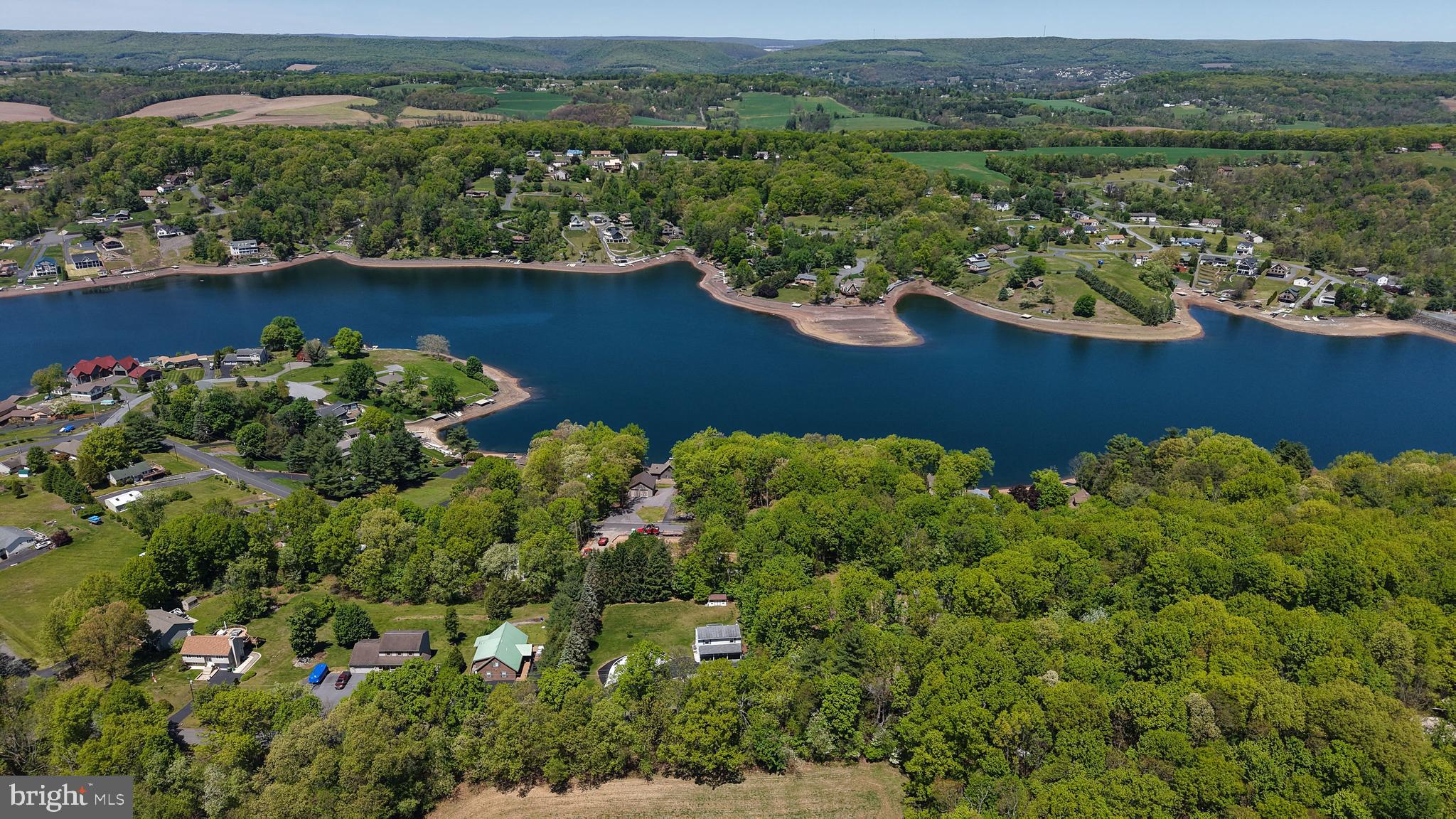 LAKE WYNONAH - Residential
