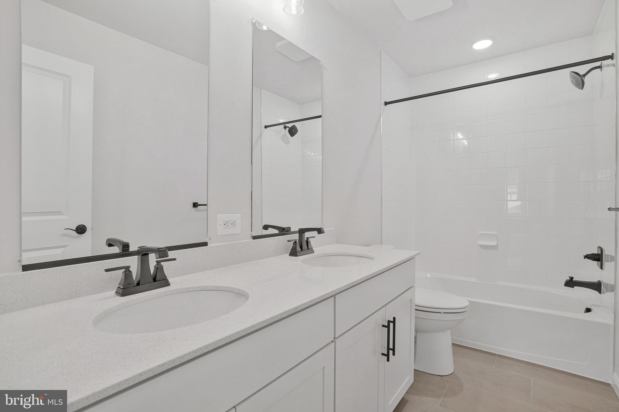 ROBERTS CROSSING - Residential