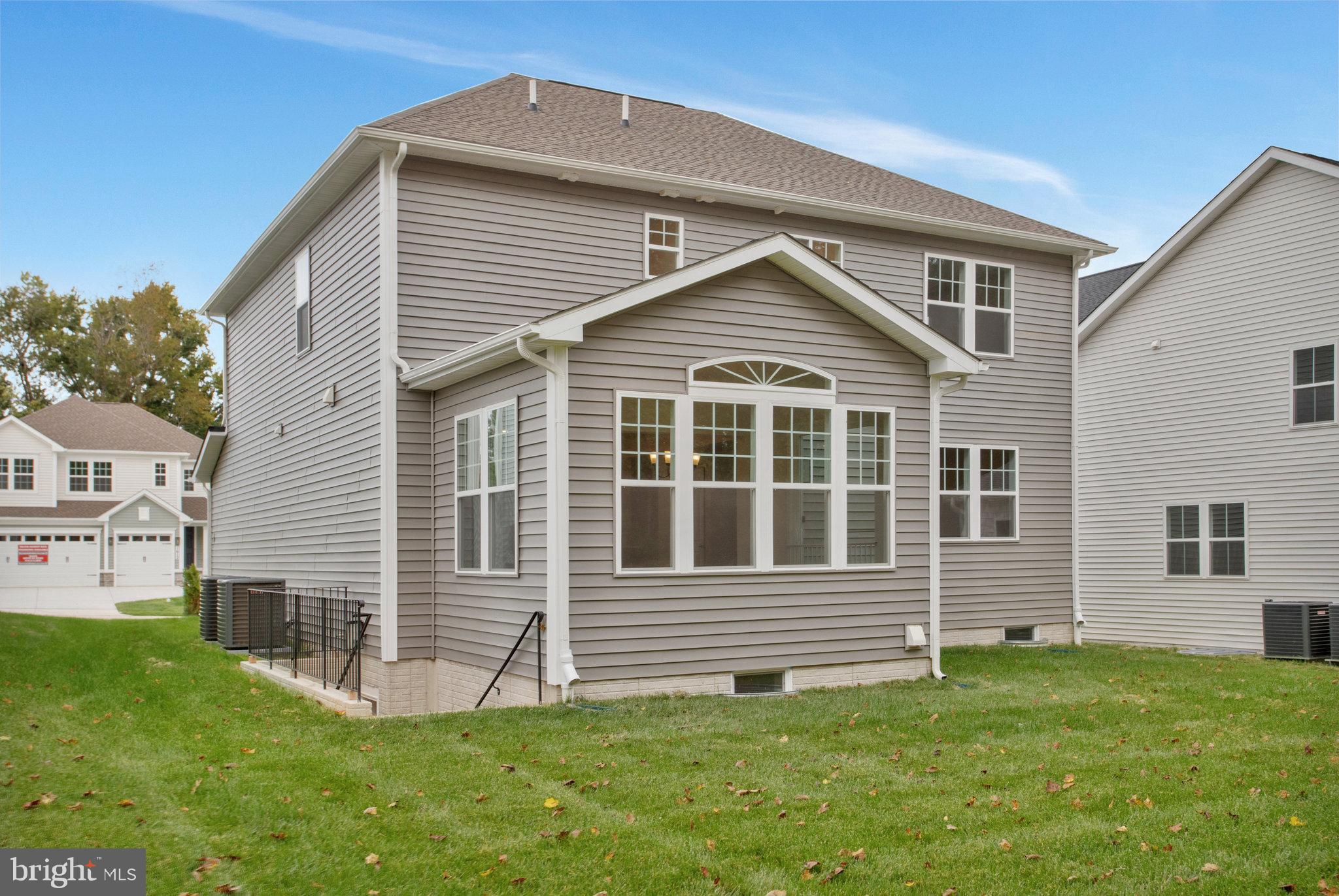 ROBERTS CROSSING - Residential