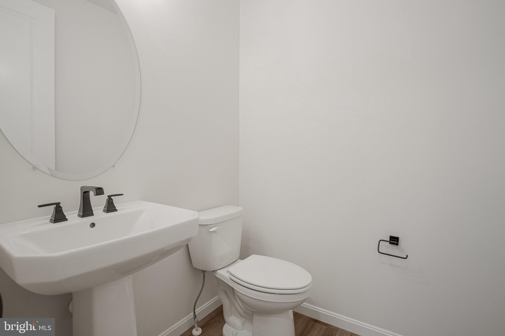 ROBERTS CROSSING - Residential