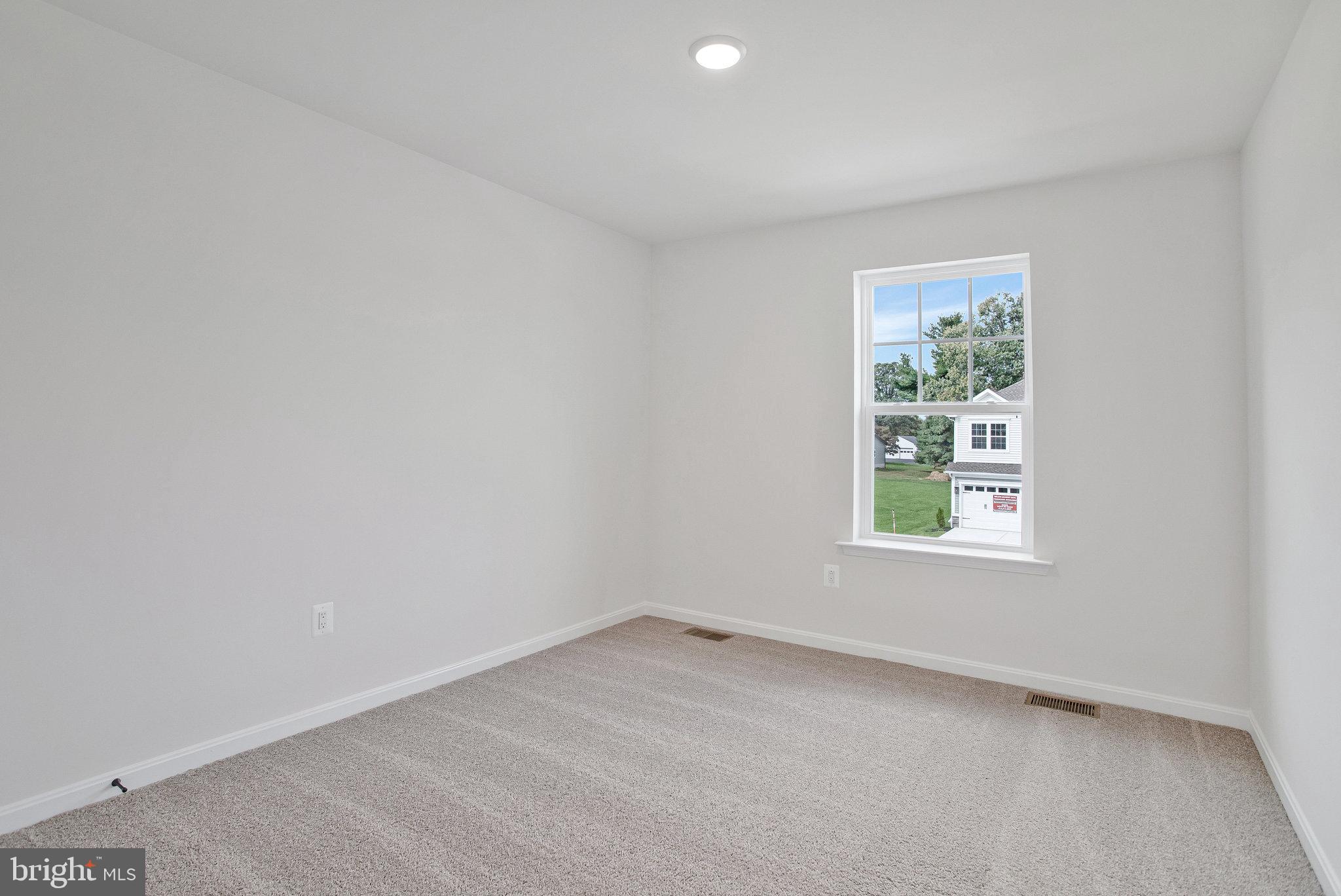 ROBERTS CROSSING - Residential