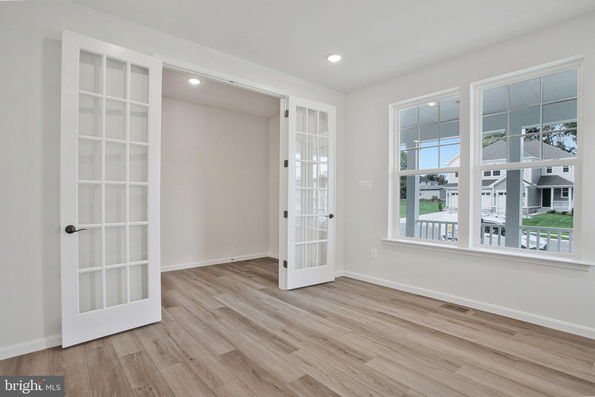 ROBERTS CROSSING - Residential