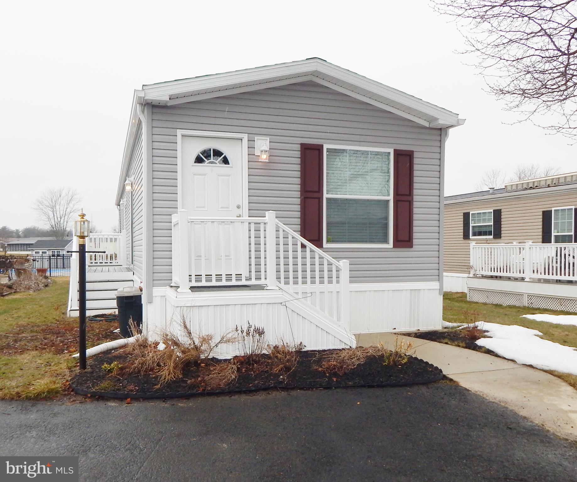 NESHAMINY FALLS - Residential