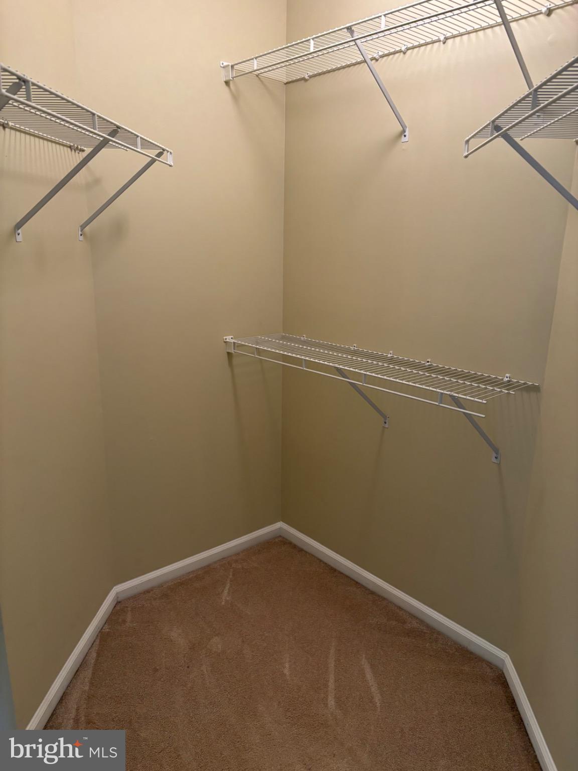 CREEK VIEW ESTS - Residential