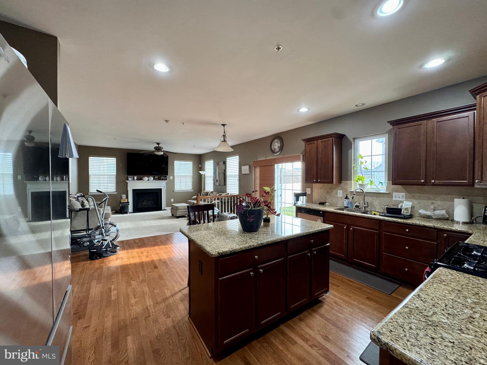 GLENEAGLES AT ST CHARLES - Residential Lease