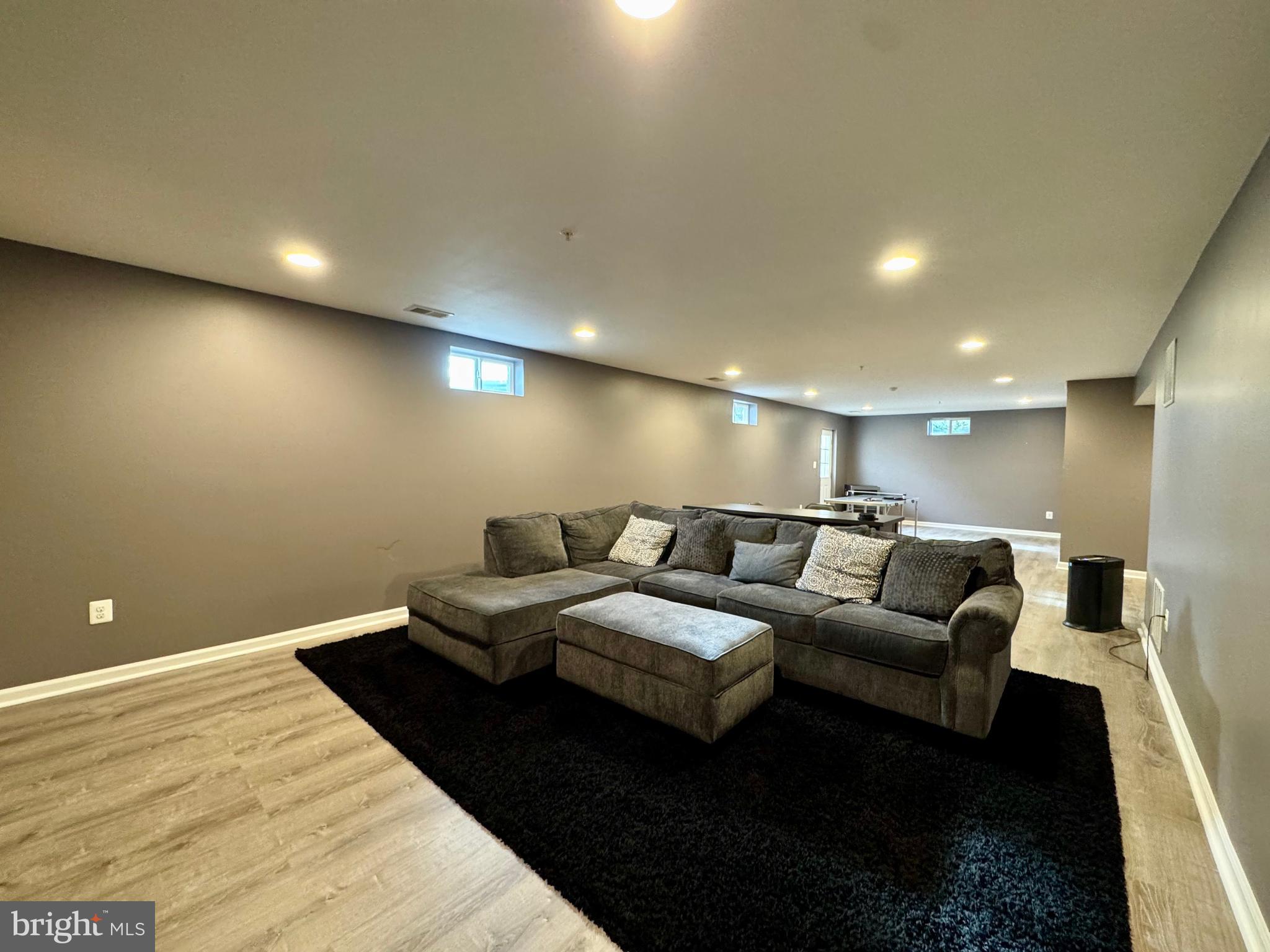 GLENEAGLES AT ST CHARLES - Residential Lease