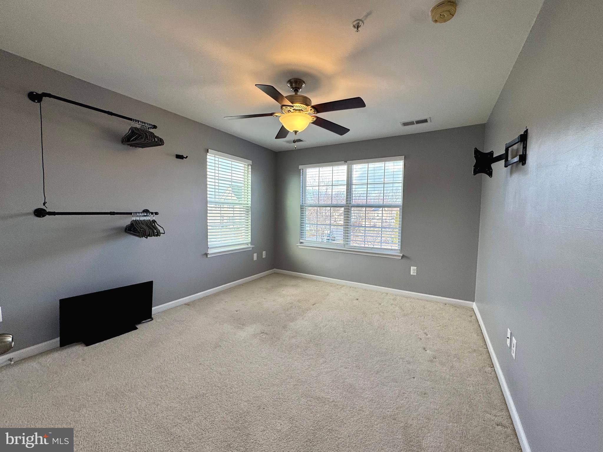 GLENEAGLES AT ST CHARLES - Residential Lease