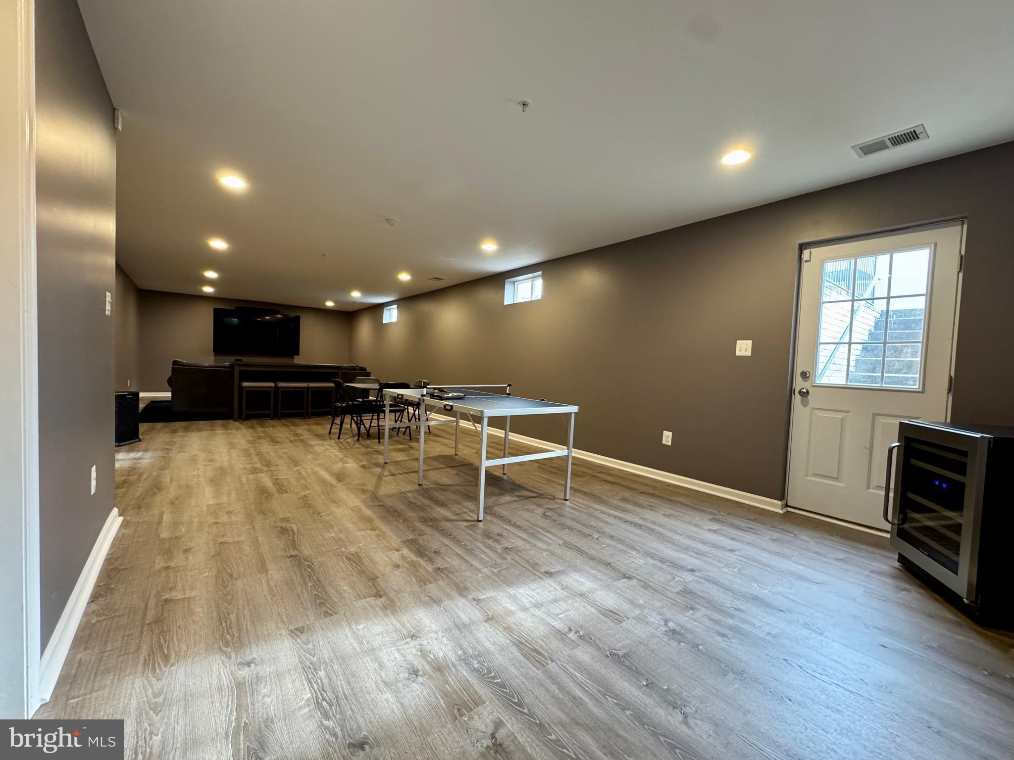 GLENEAGLES AT ST CHARLES - Residential Lease