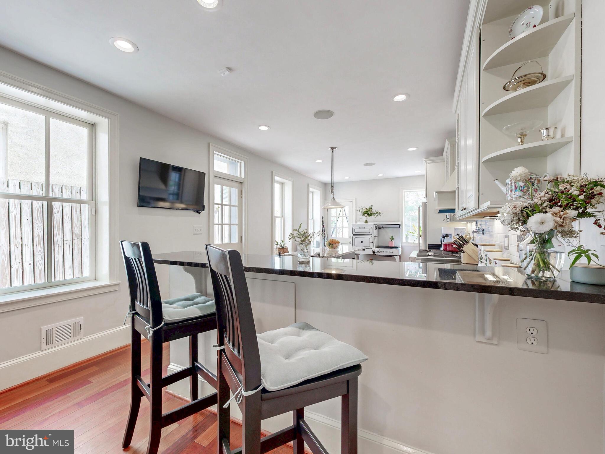 BUTCHERS HILL - Residential