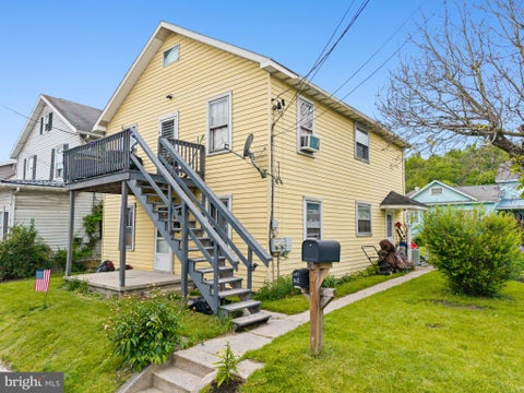 Homes For Sale - 519 W 4th Street<br/> Mifflin County, LEWISTOWN, PA 17044