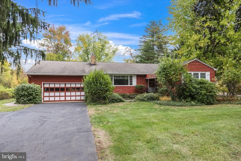 128 LAWRENCEVILLE-PENNINGTON RD LAWRENCE TOWNSHIP NJ 08648