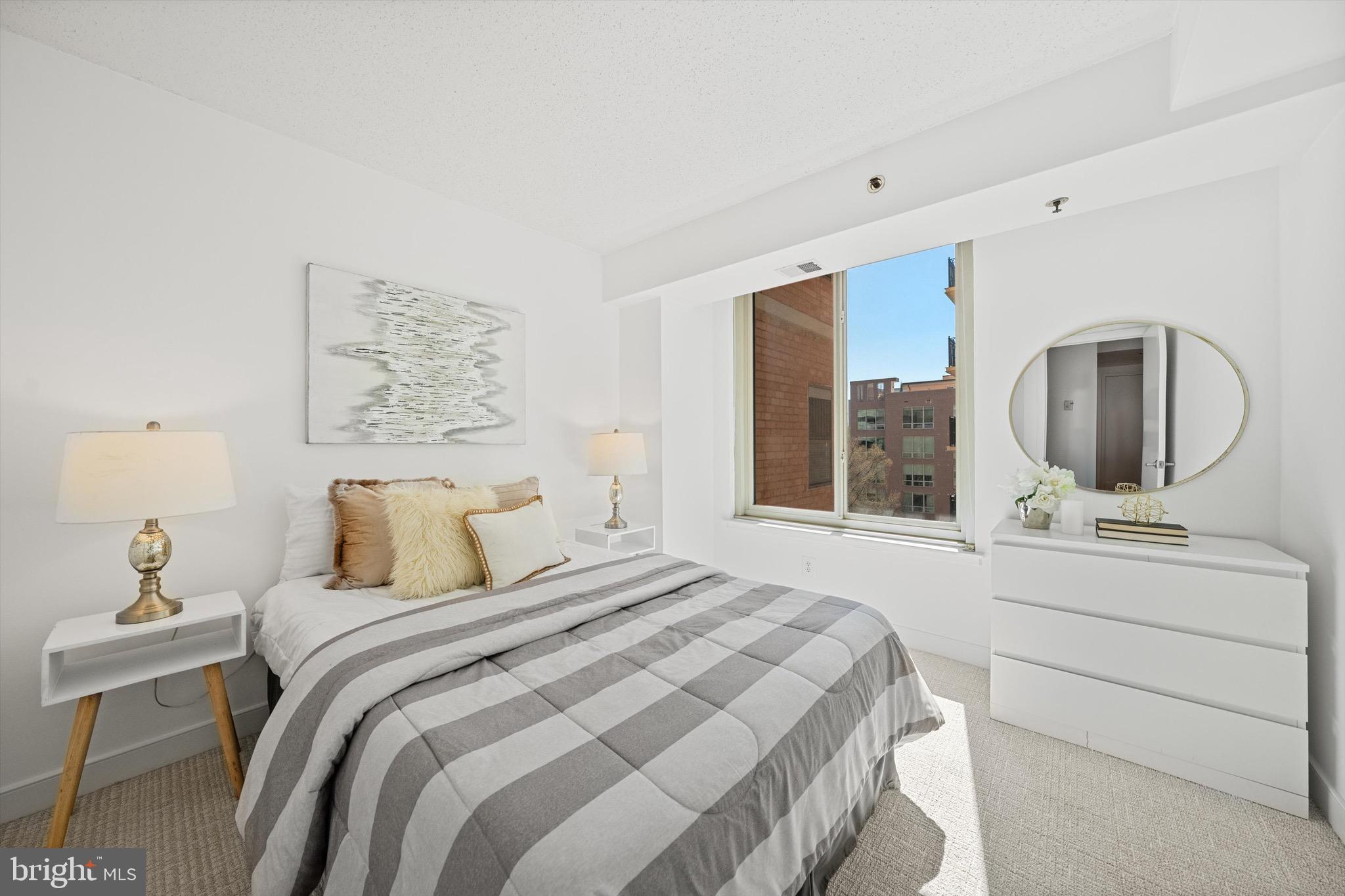 THE CHASE AT BETHESDA - Residential