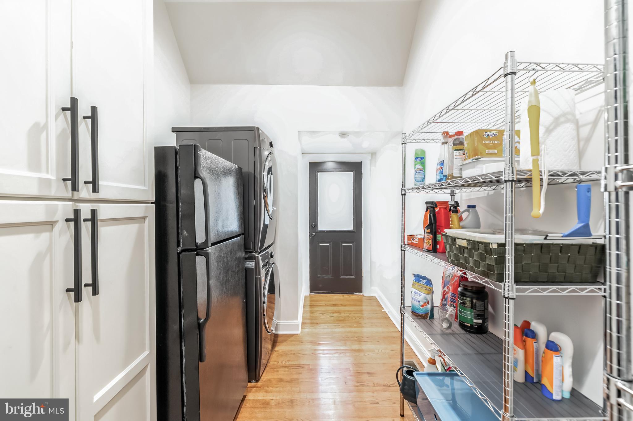 EAST FALLS - Residential