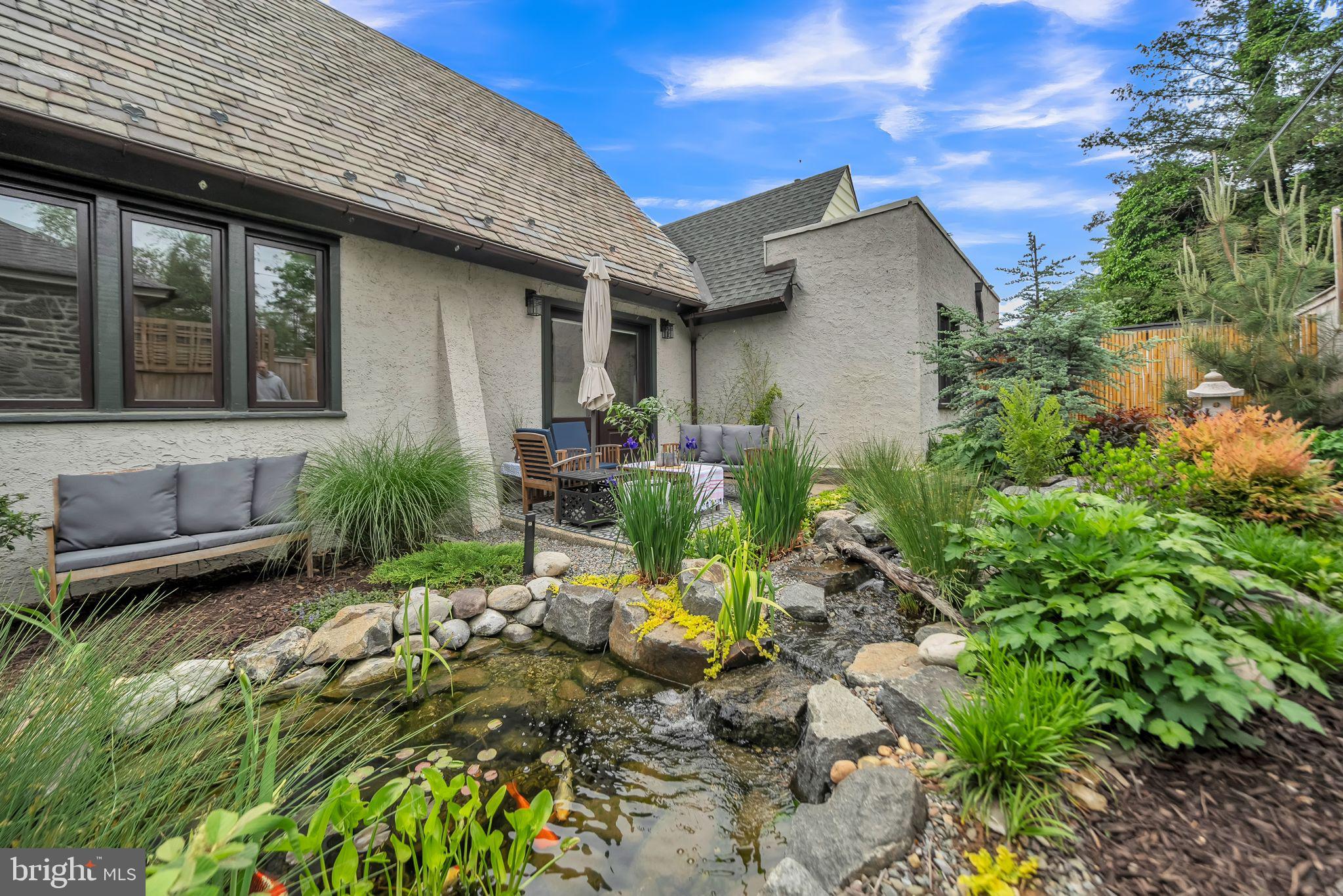 EAST FALLS - Residential