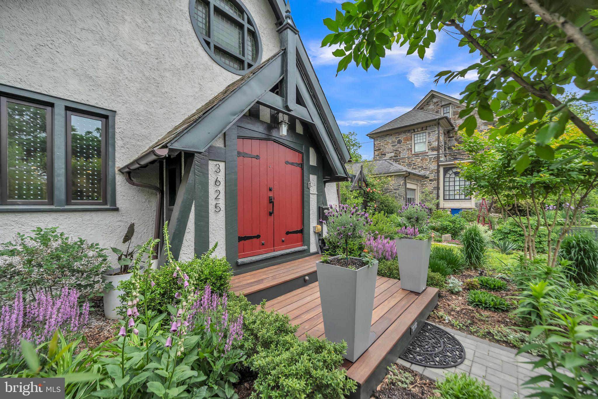 EAST FALLS - Residential