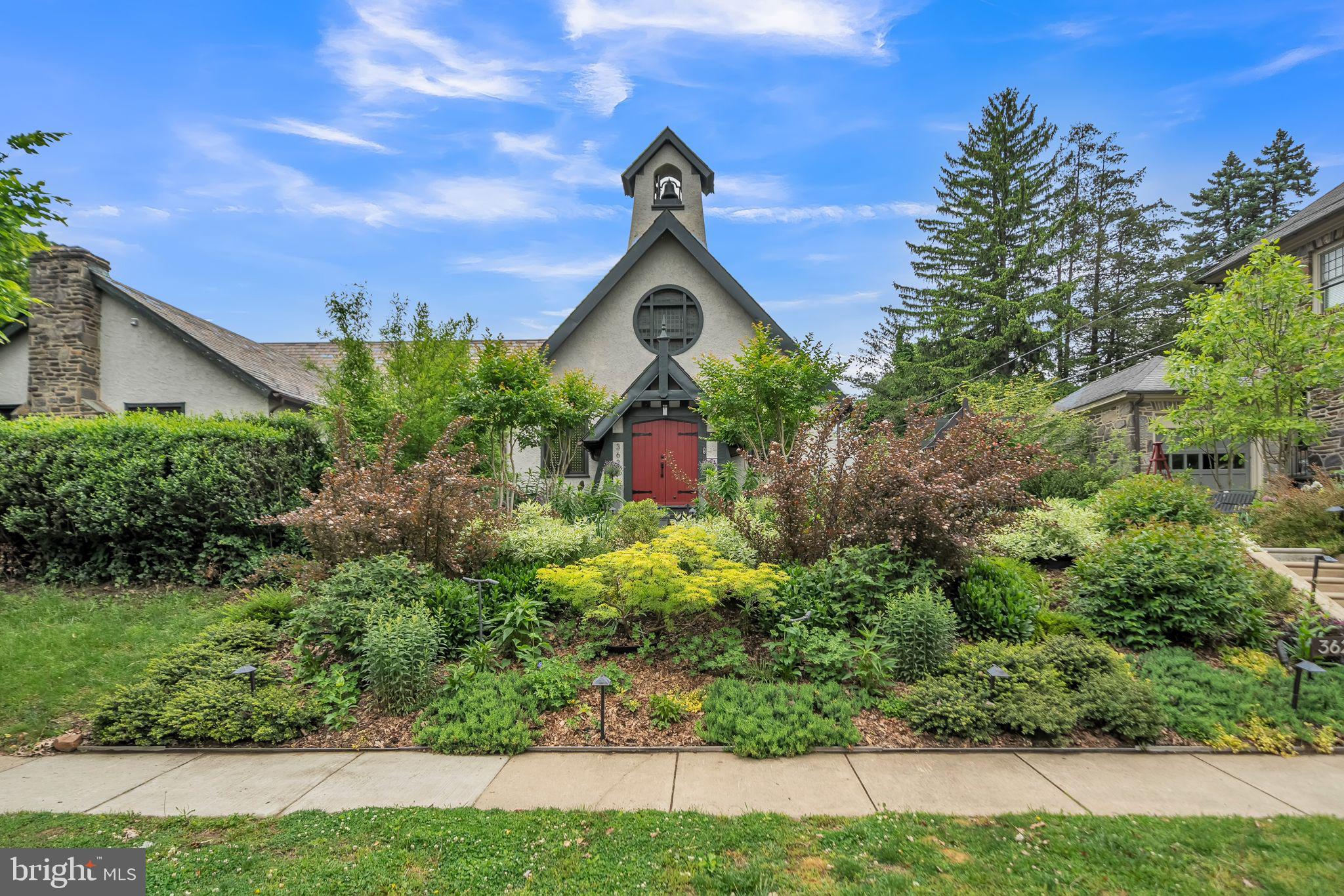 EAST FALLS - Residential