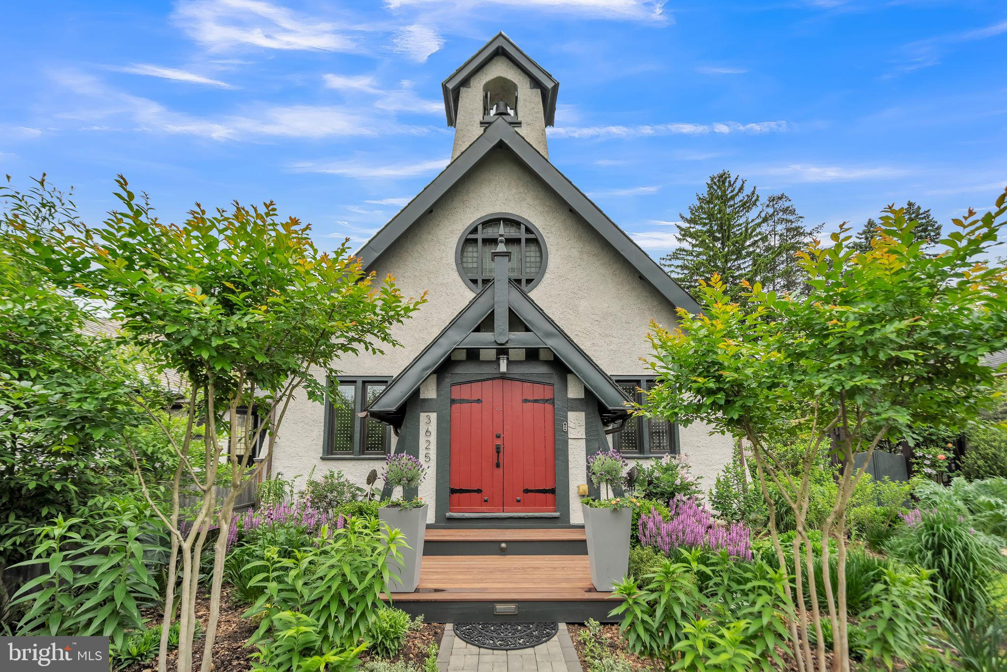 EAST FALLS - Residential