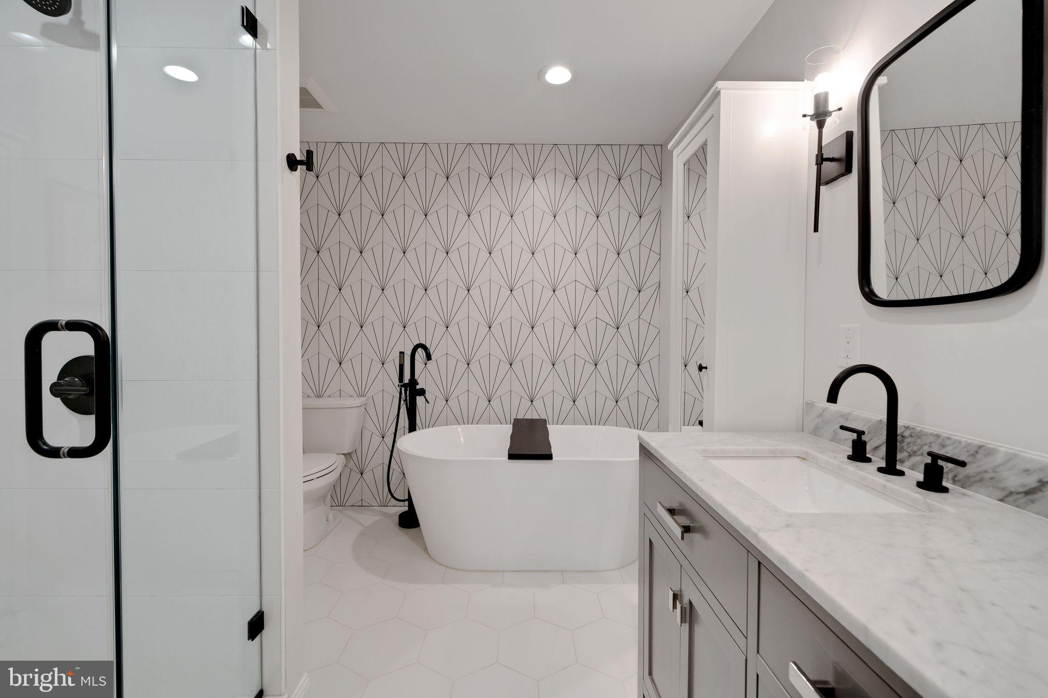 EAST FALLS - Residential