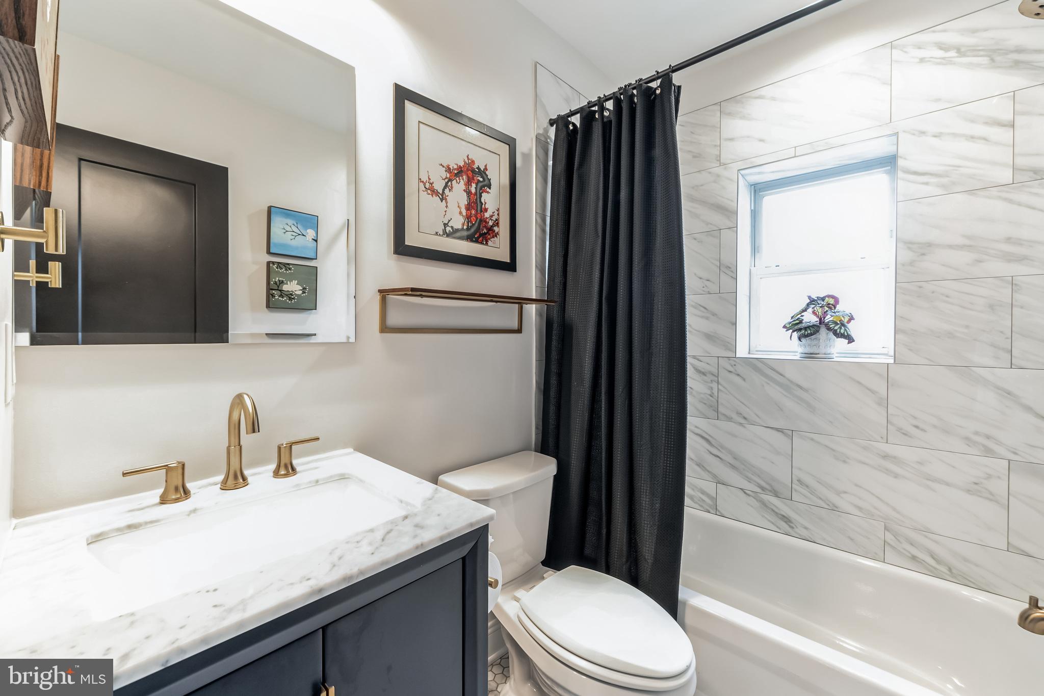 EAST FALLS - Residential