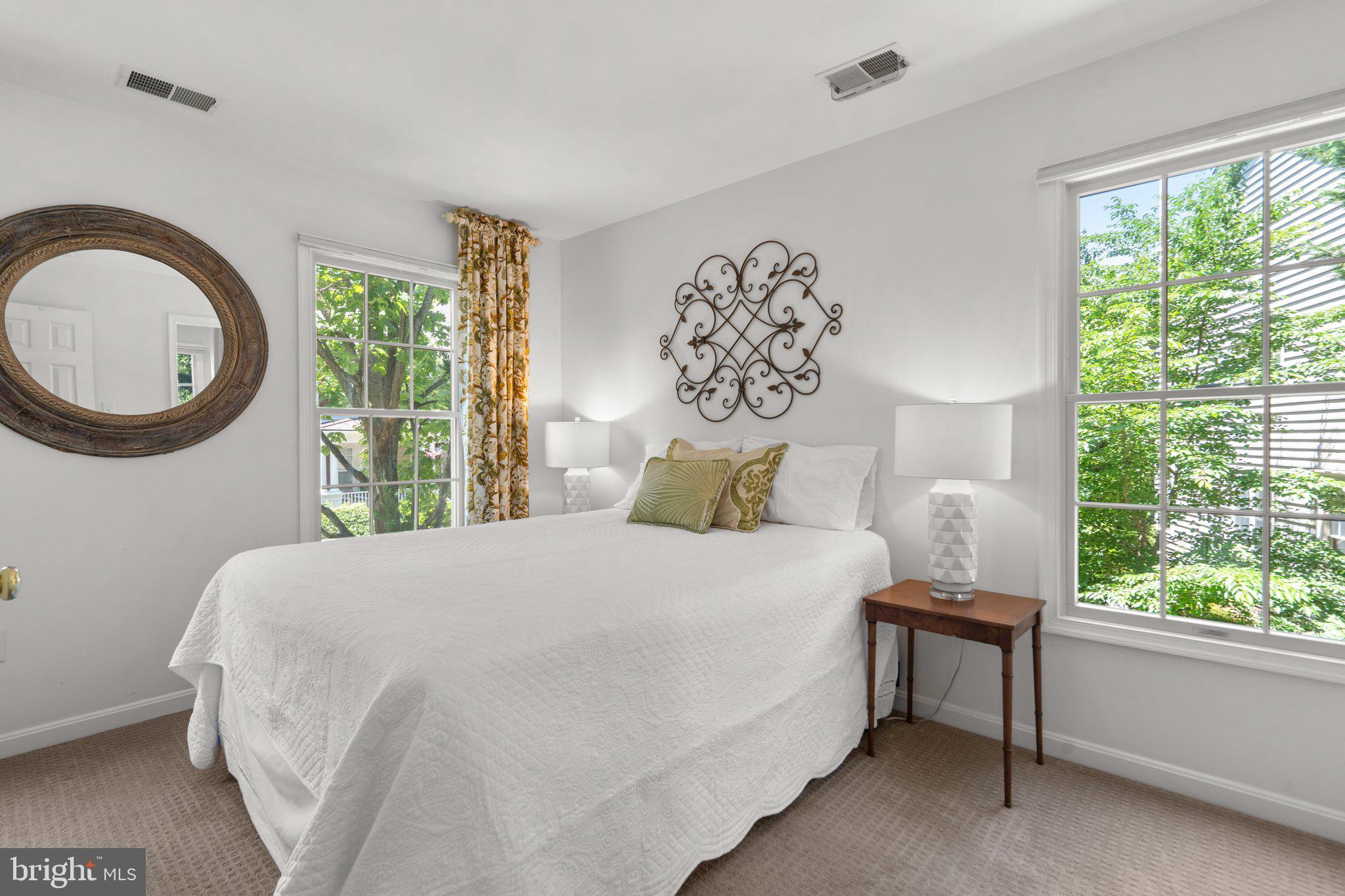 LAKELANDS - Residential