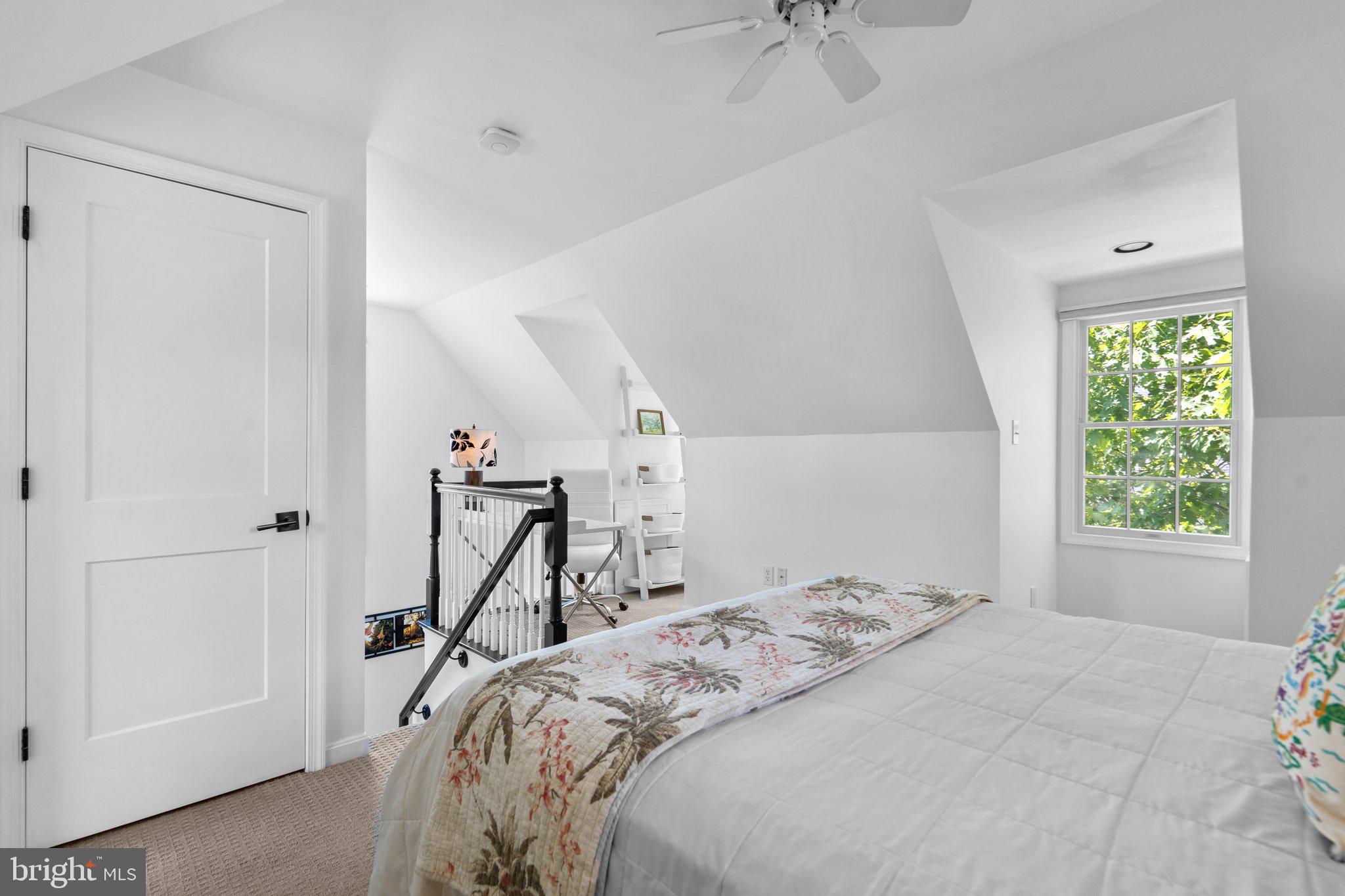 LAKELANDS - Residential