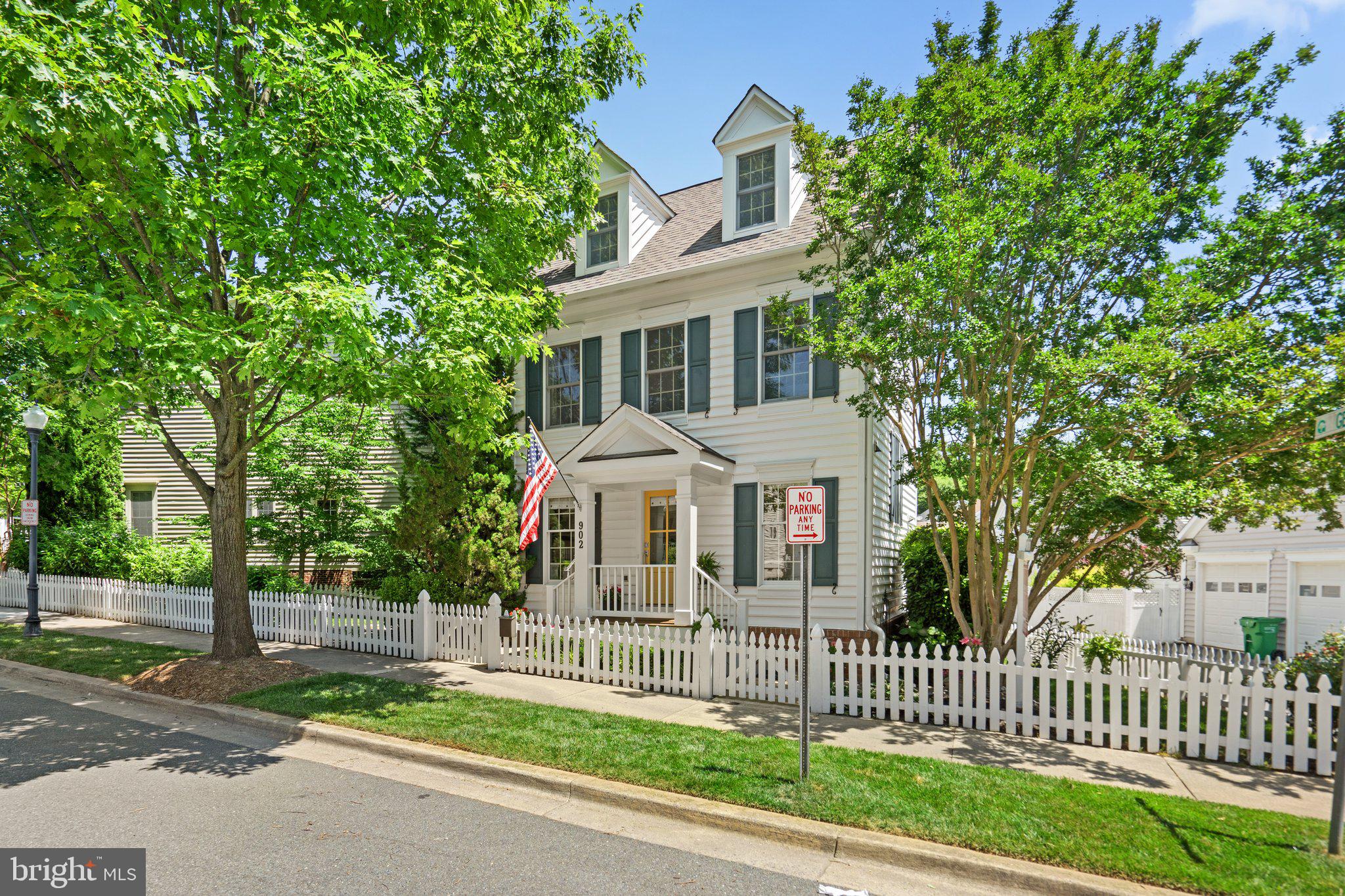 LAKELANDS - Residential