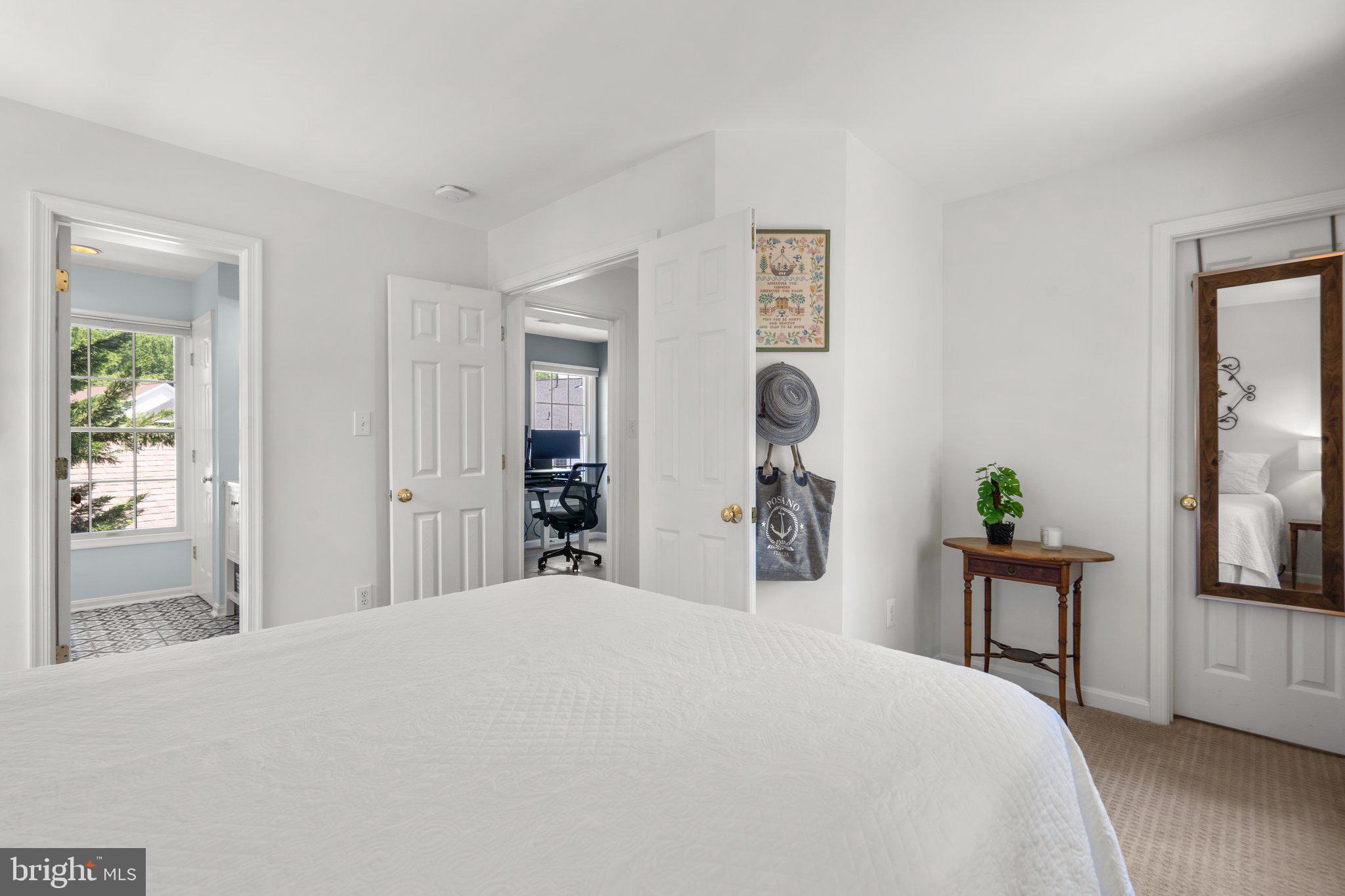 LAKELANDS - Residential