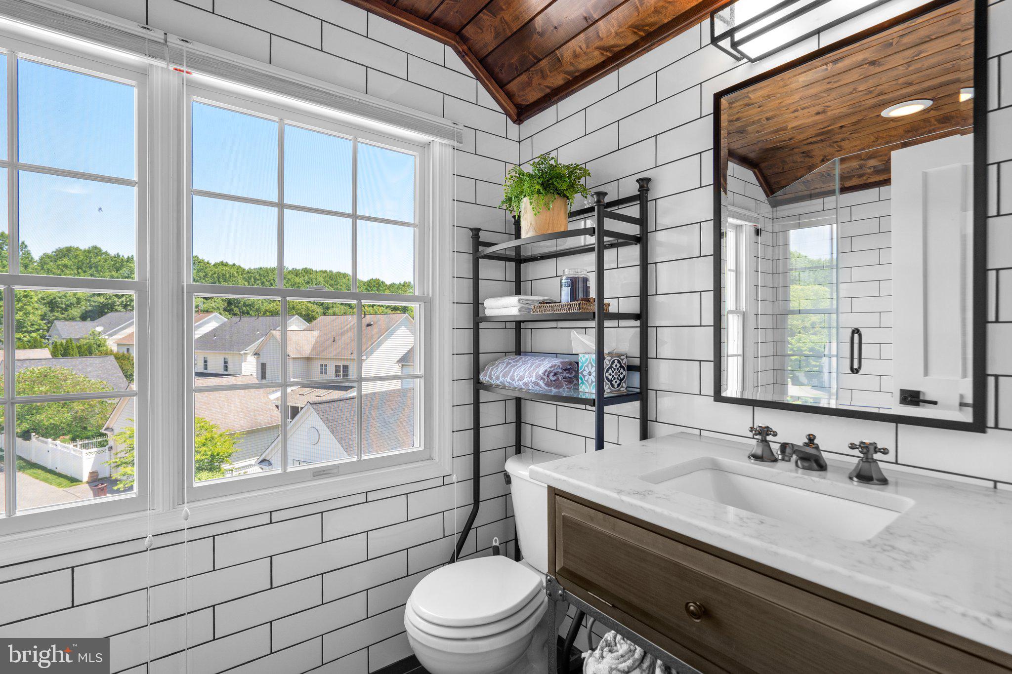 LAKELANDS - Residential