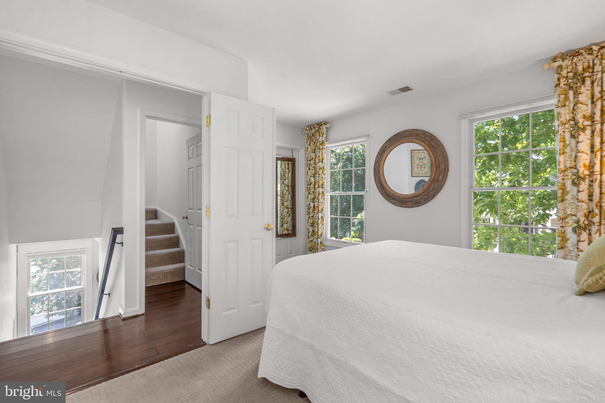 LAKELANDS - Residential