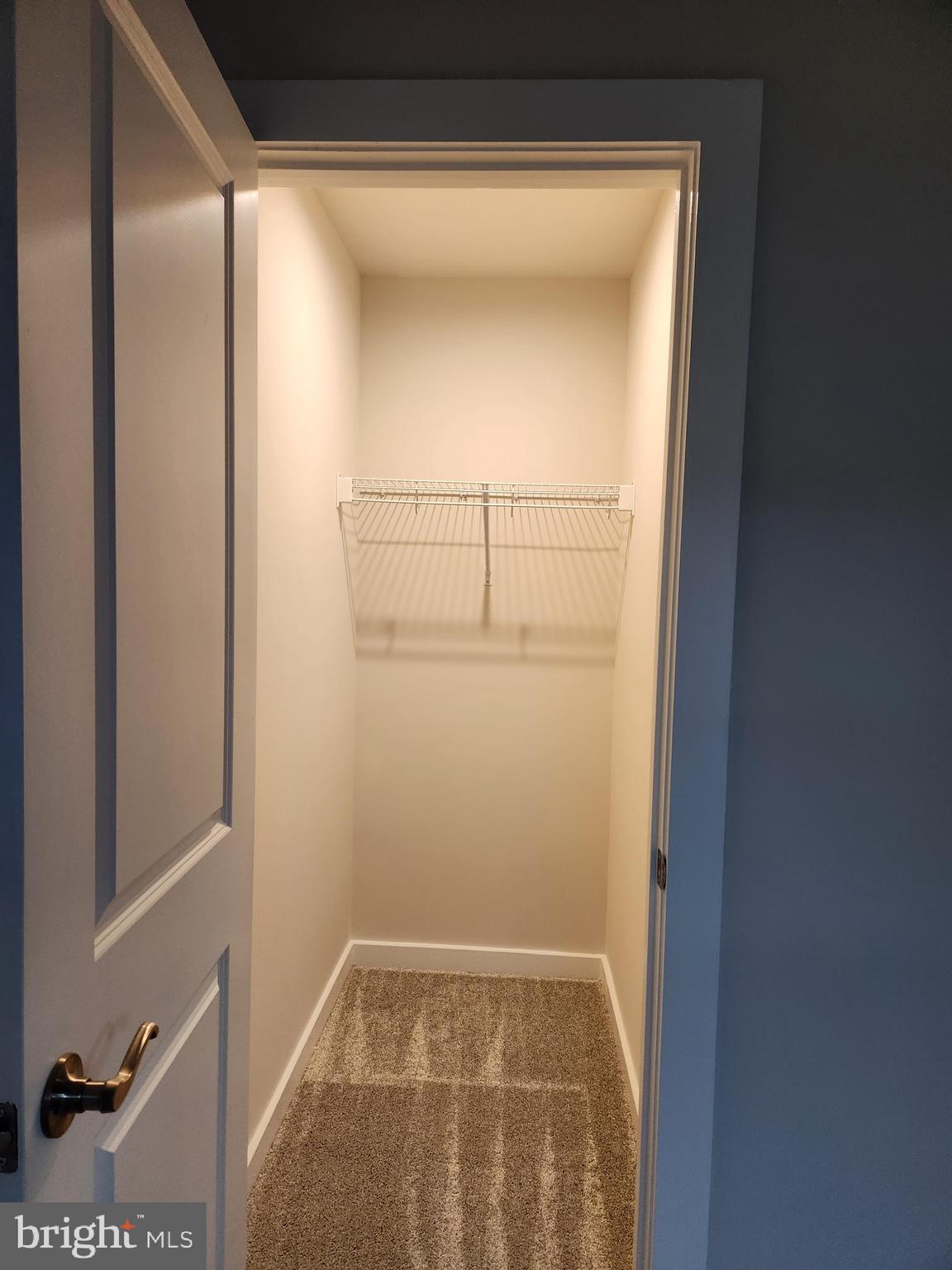 POTOMAC SHORES - Residential Lease