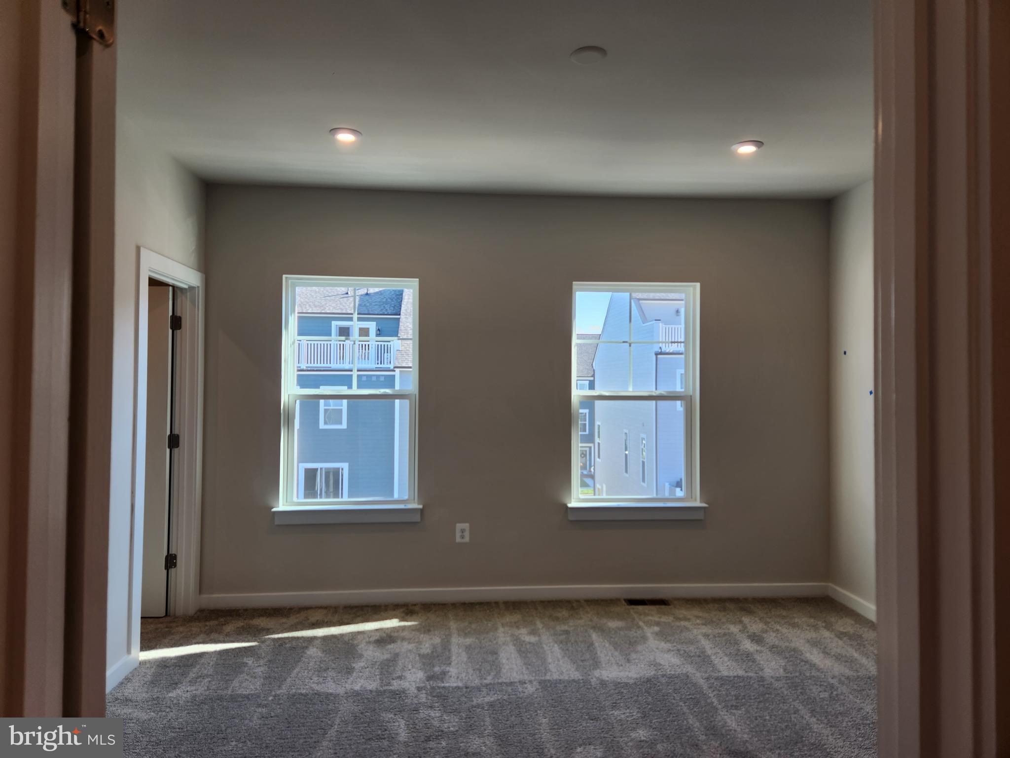 POTOMAC SHORES - Residential Lease