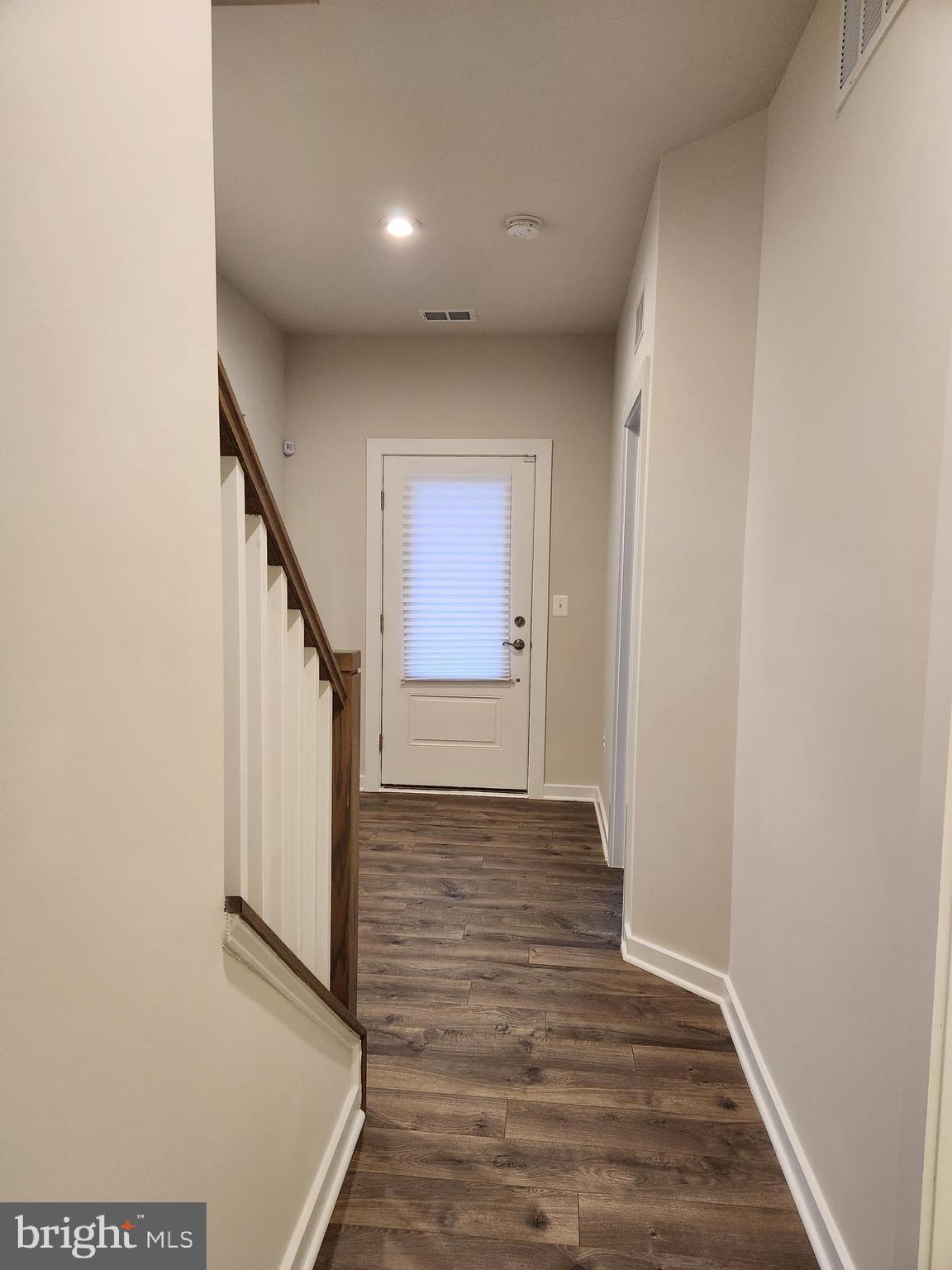 POTOMAC SHORES - Residential Lease