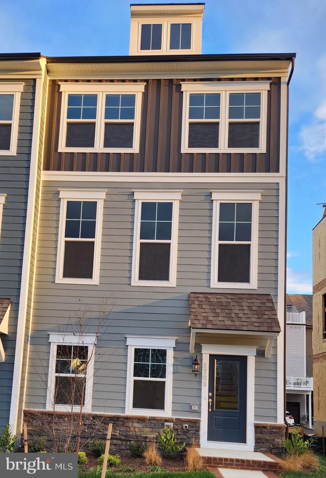 POTOMAC SHORES - Residential Lease